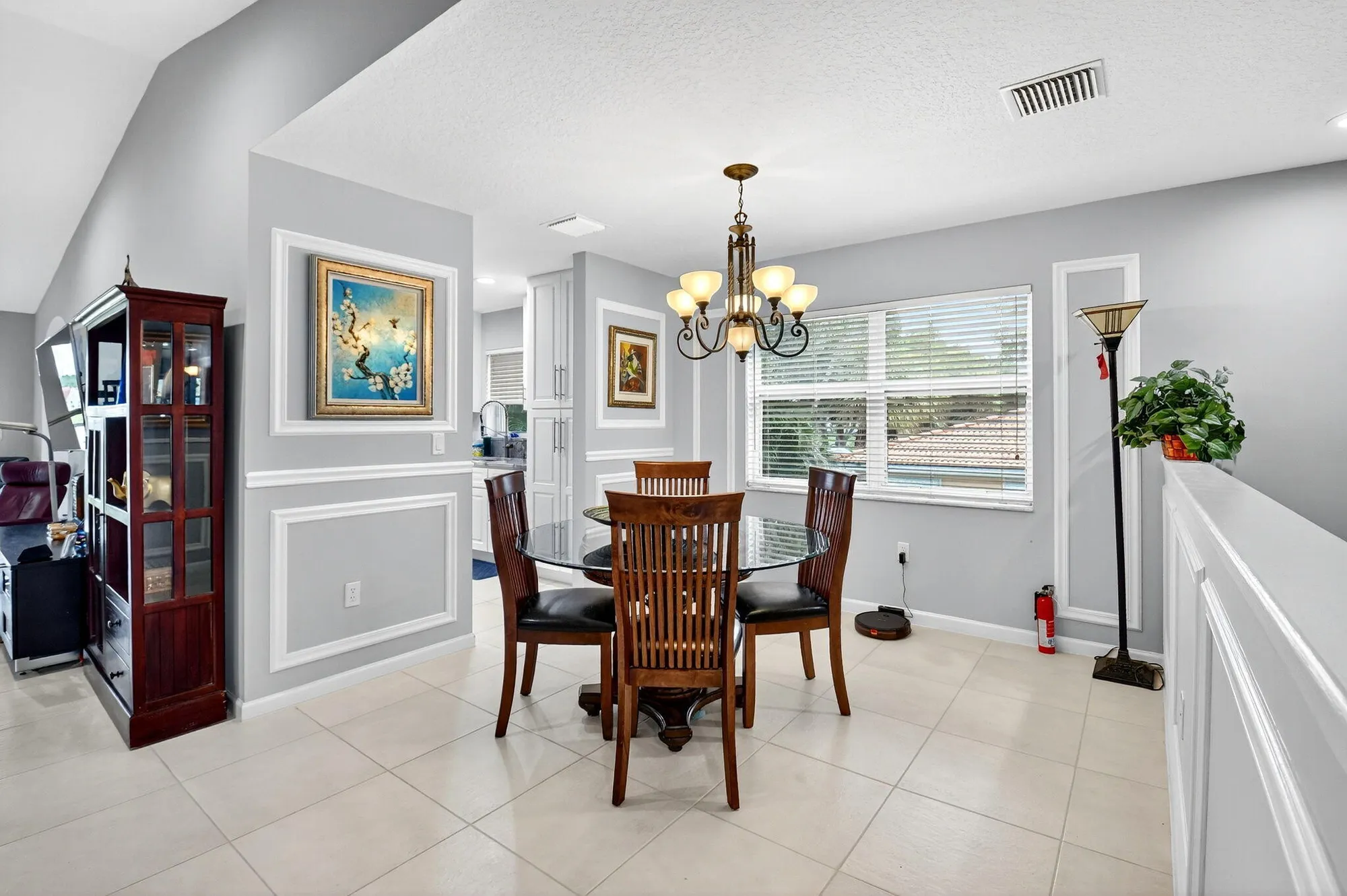 Property Slideshow image 16 of 91 | 12528 crystal pointe dr unit 202, Boynton Beach, FL, 33437