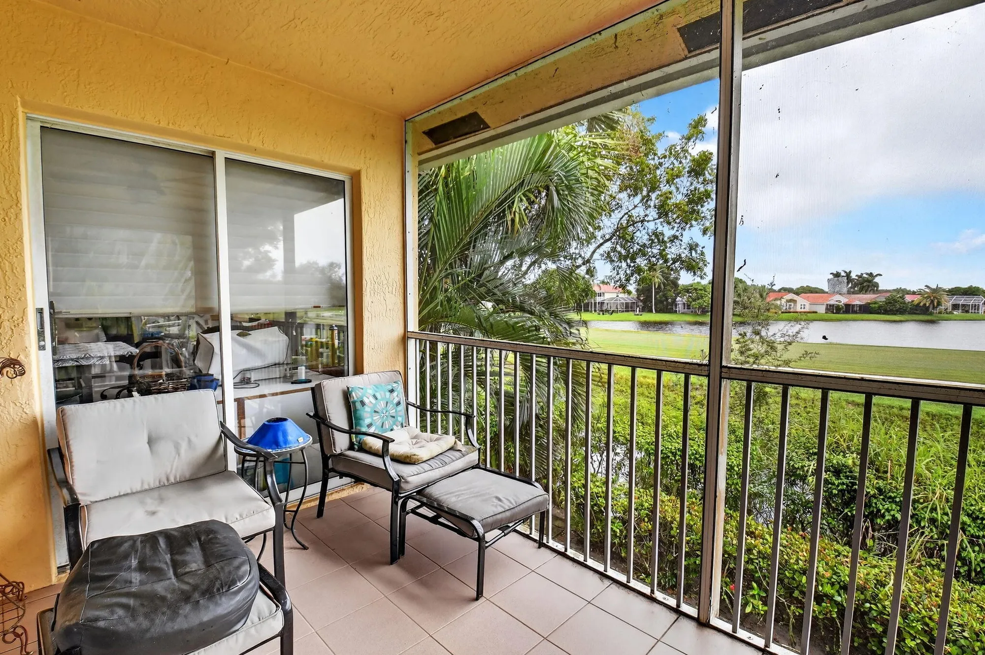 Property Slideshow image 41 of 91 | 12528 crystal pointe dr unit 202, Boynton Beach, FL, 33437