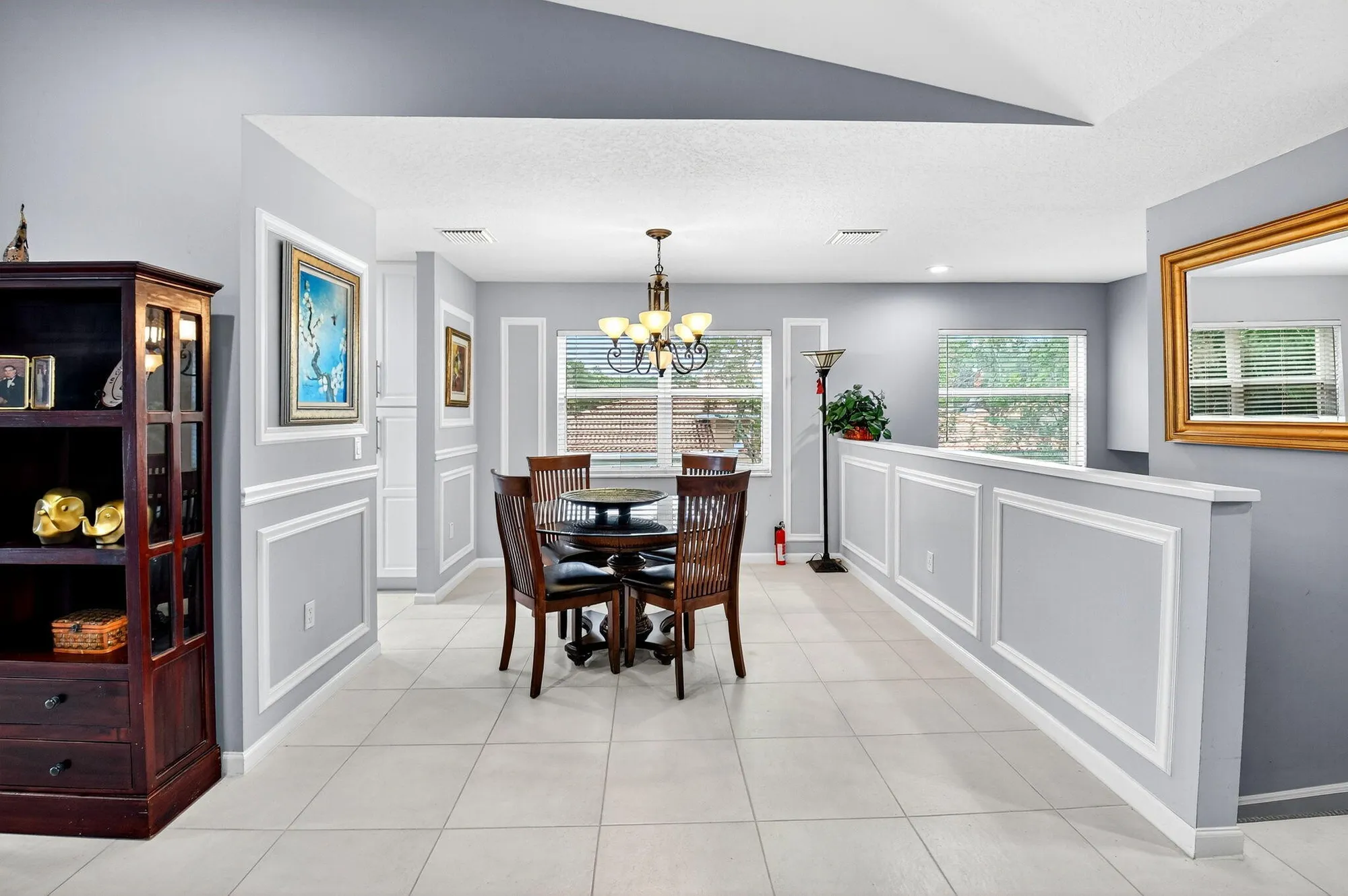 Property Slideshow image 8 of 91 | 12528 crystal pointe dr unit 202, Boynton Beach, FL, 33437