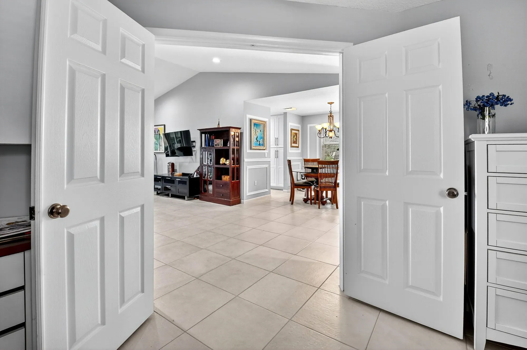 Property Slideshow image 17 of 91 | 12528 crystal pointe dr unit 202, Boynton Beach, FL, 33437
