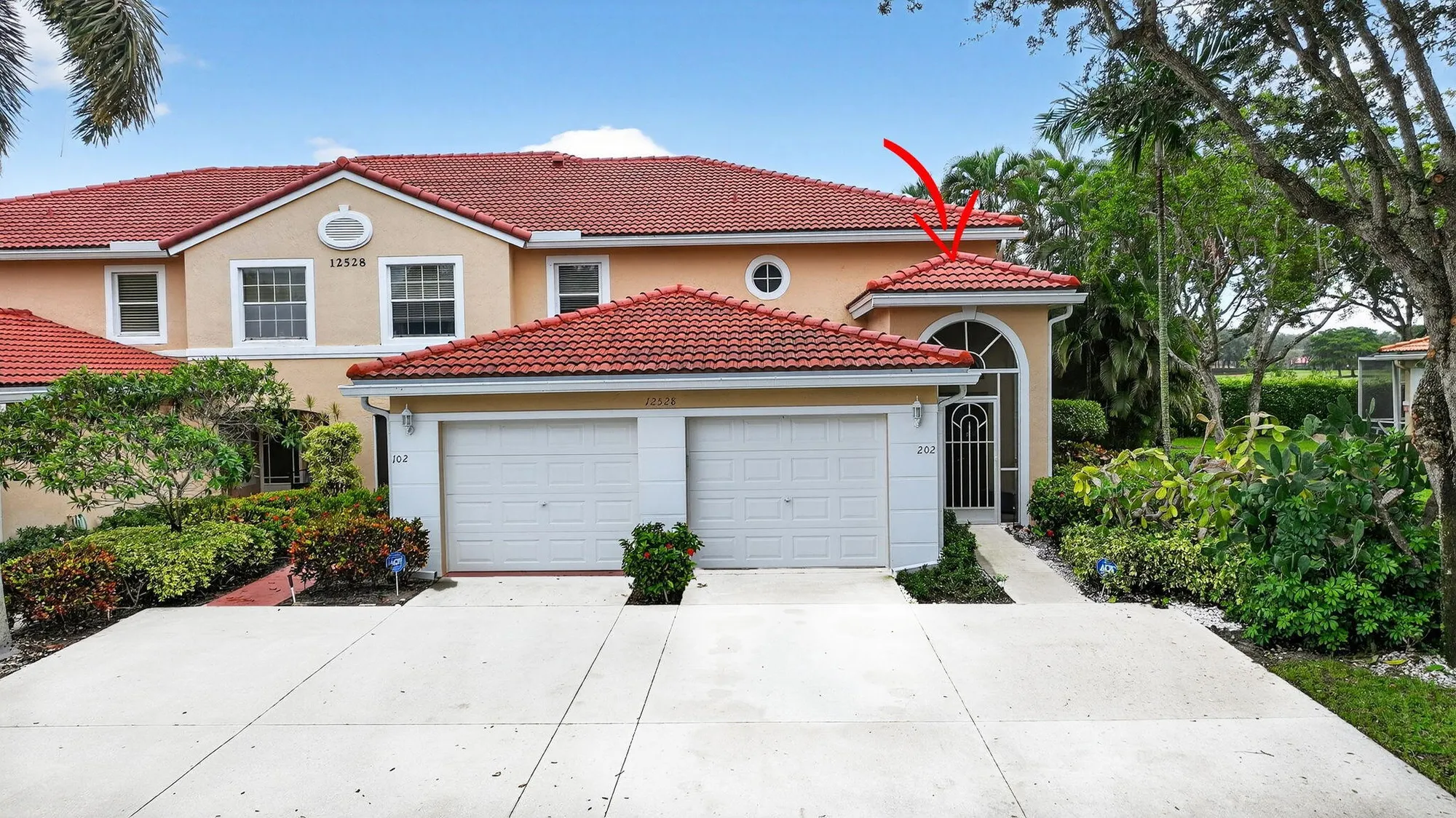 Property Slideshow image 2 of 91 | 12528 crystal pointe dr unit 202, Boynton Beach, FL, 33437