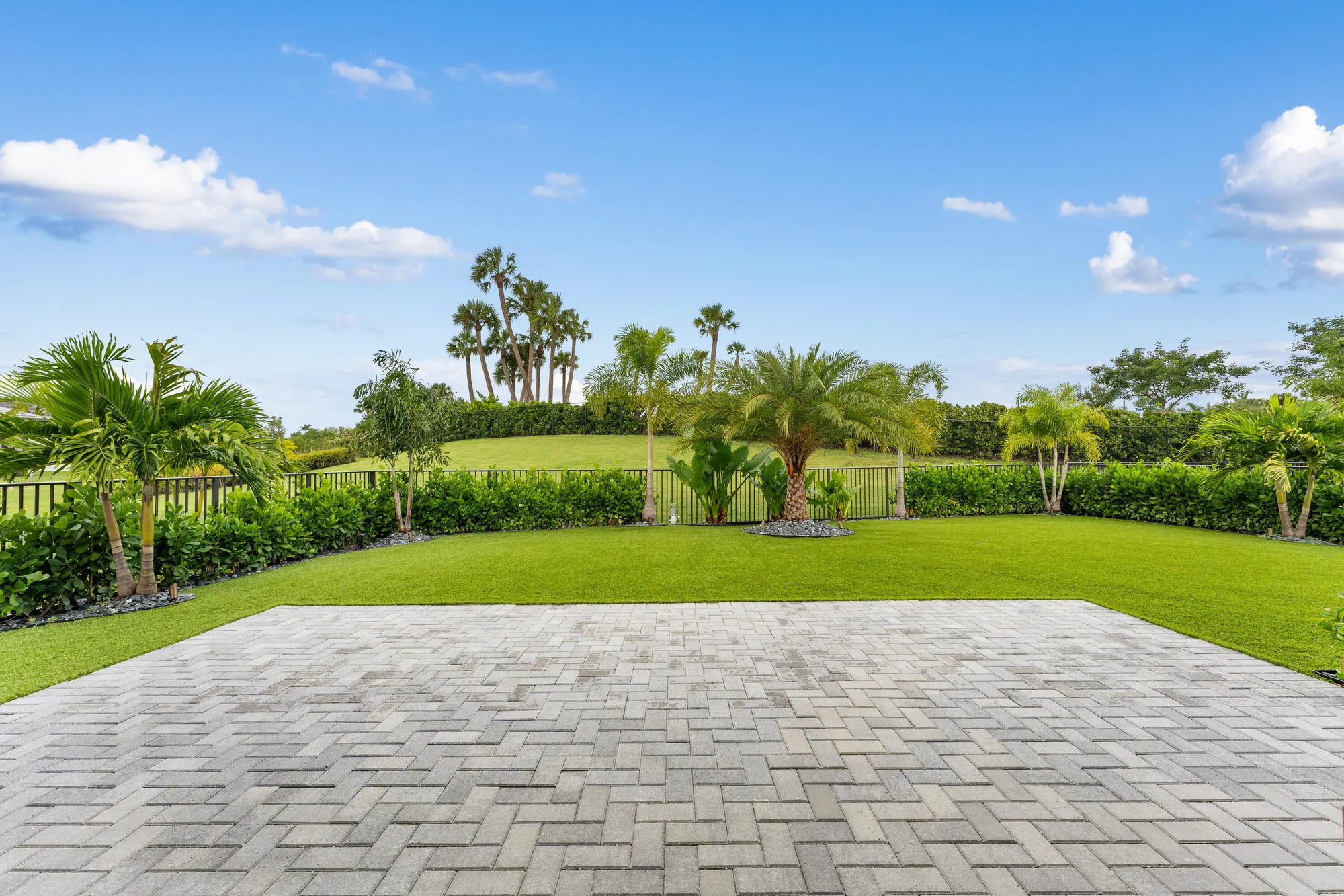 Property Slideshow image 28 of 52 | 15569 marco ter, Westlake, FL, 33470