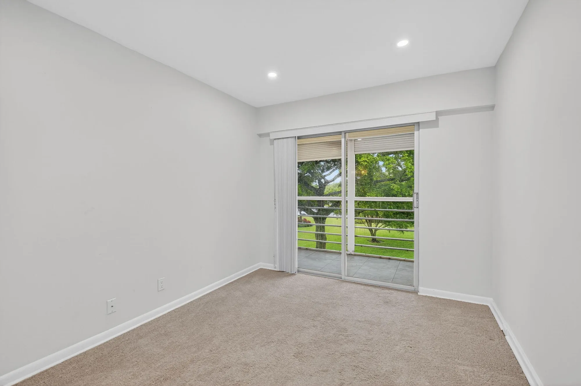 Property Slideshow image 16 of 20 | 125 brighton c, Boca Raton, FL, 33434