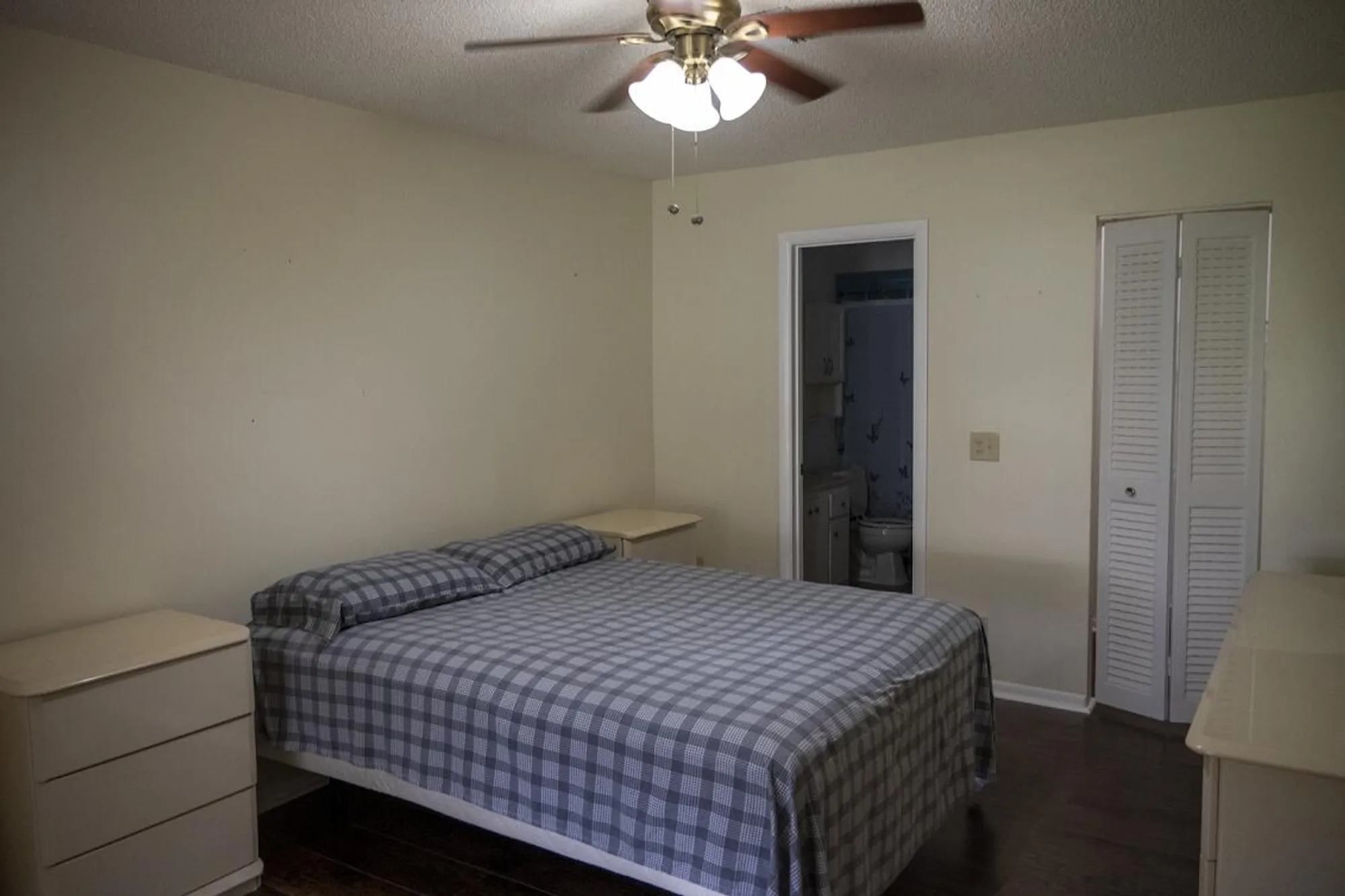 Property Slideshow image 5 of 14 | 1730 palmland dr, Boynton Beach, FL, 33436