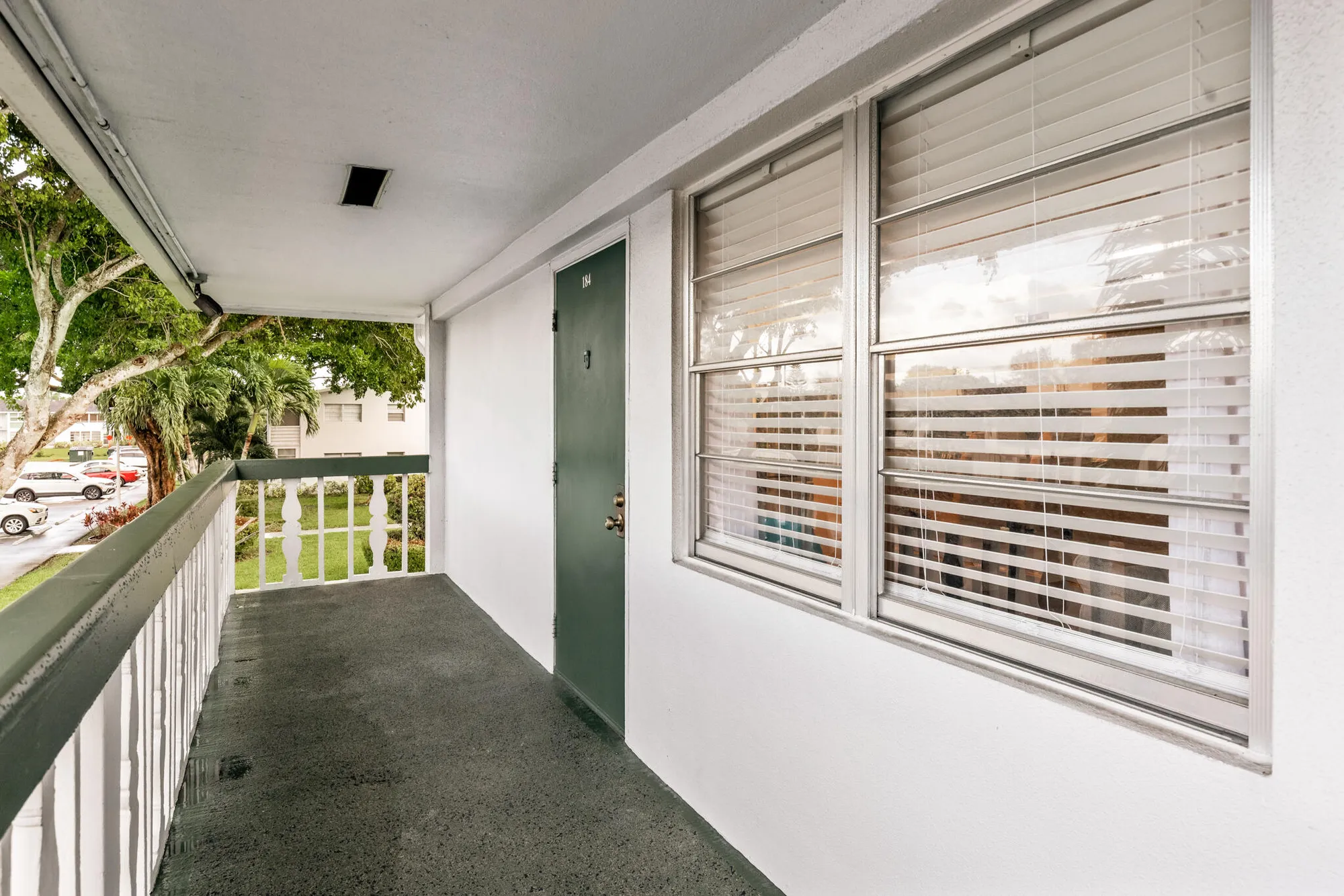 Property Slideshow image 3 of 55 | 184 oakridge l # 184, Deerfield Beach, FL, 33442