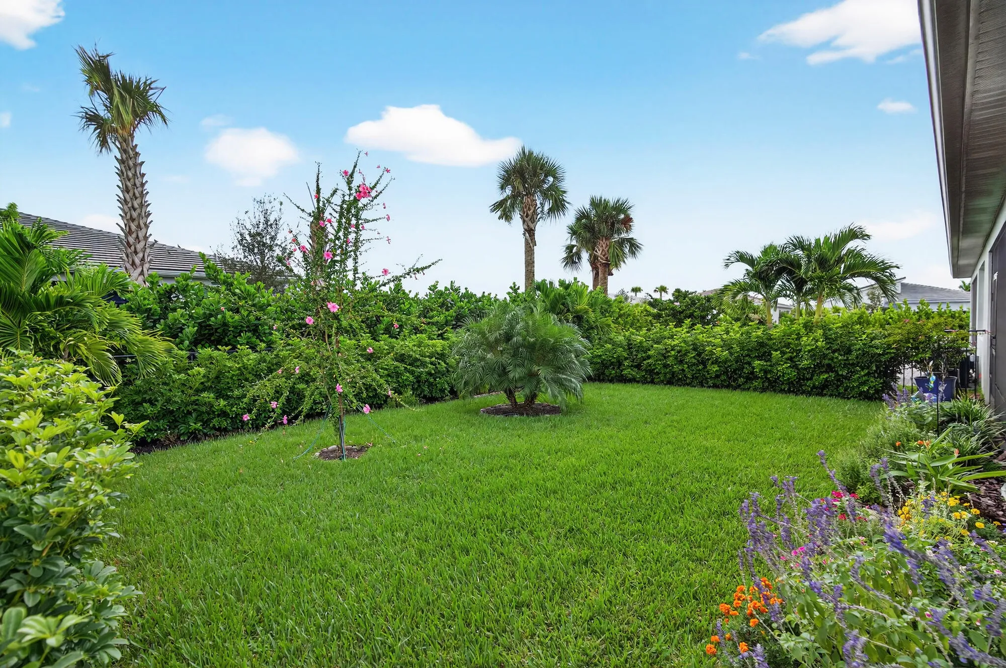 Property Slideshow image 6 of 107 | 12183 sw viridian blvd, Port Saint Lucie, FL, 34987