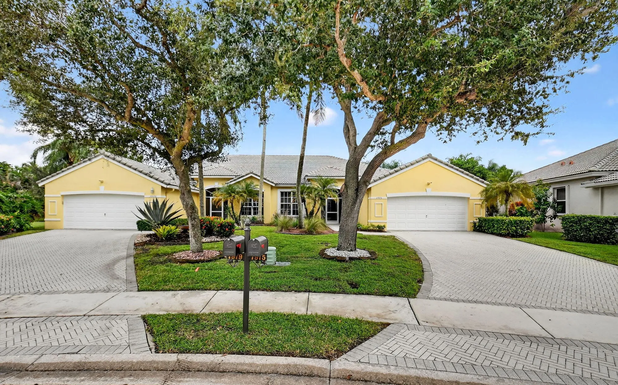 Property Slideshow image 6 of 80 | 7975 rockford rd, Boynton Beach, FL, 33472