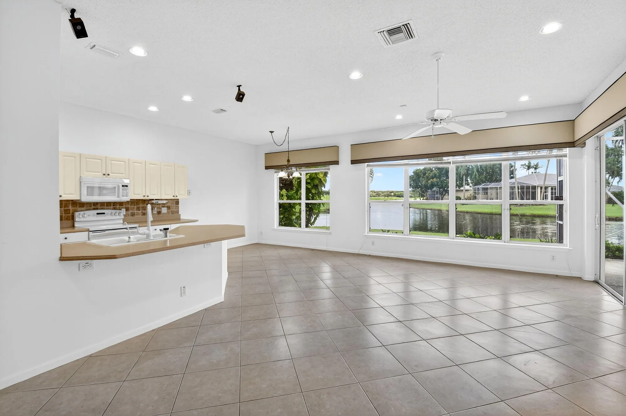 Property Slideshow image 12 of 80 | 7975 rockford rd, Boynton Beach, FL, 33472