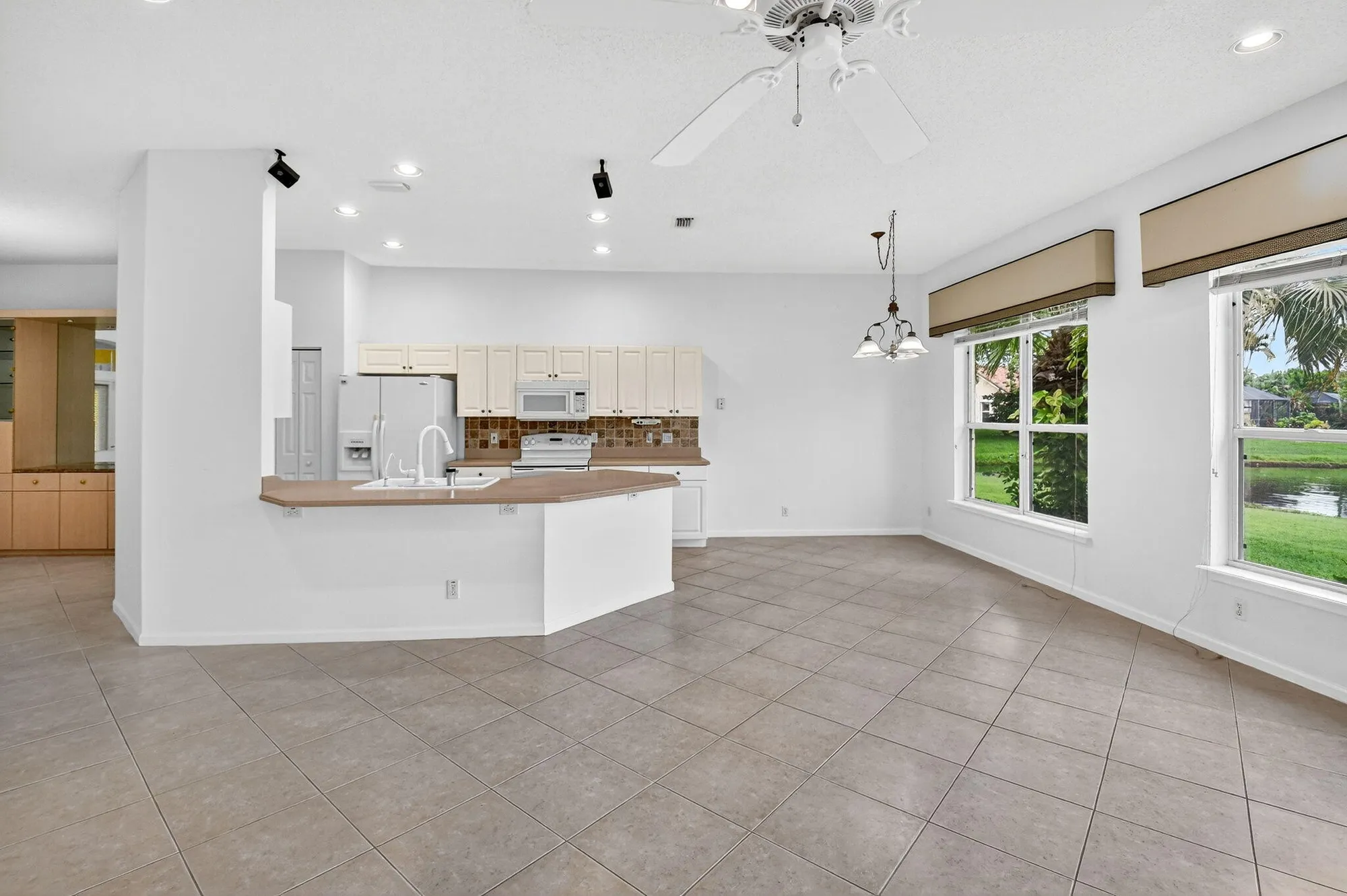 Property Slideshow image 14 of 80 | 7975 rockford rd, Boynton Beach, FL, 33472