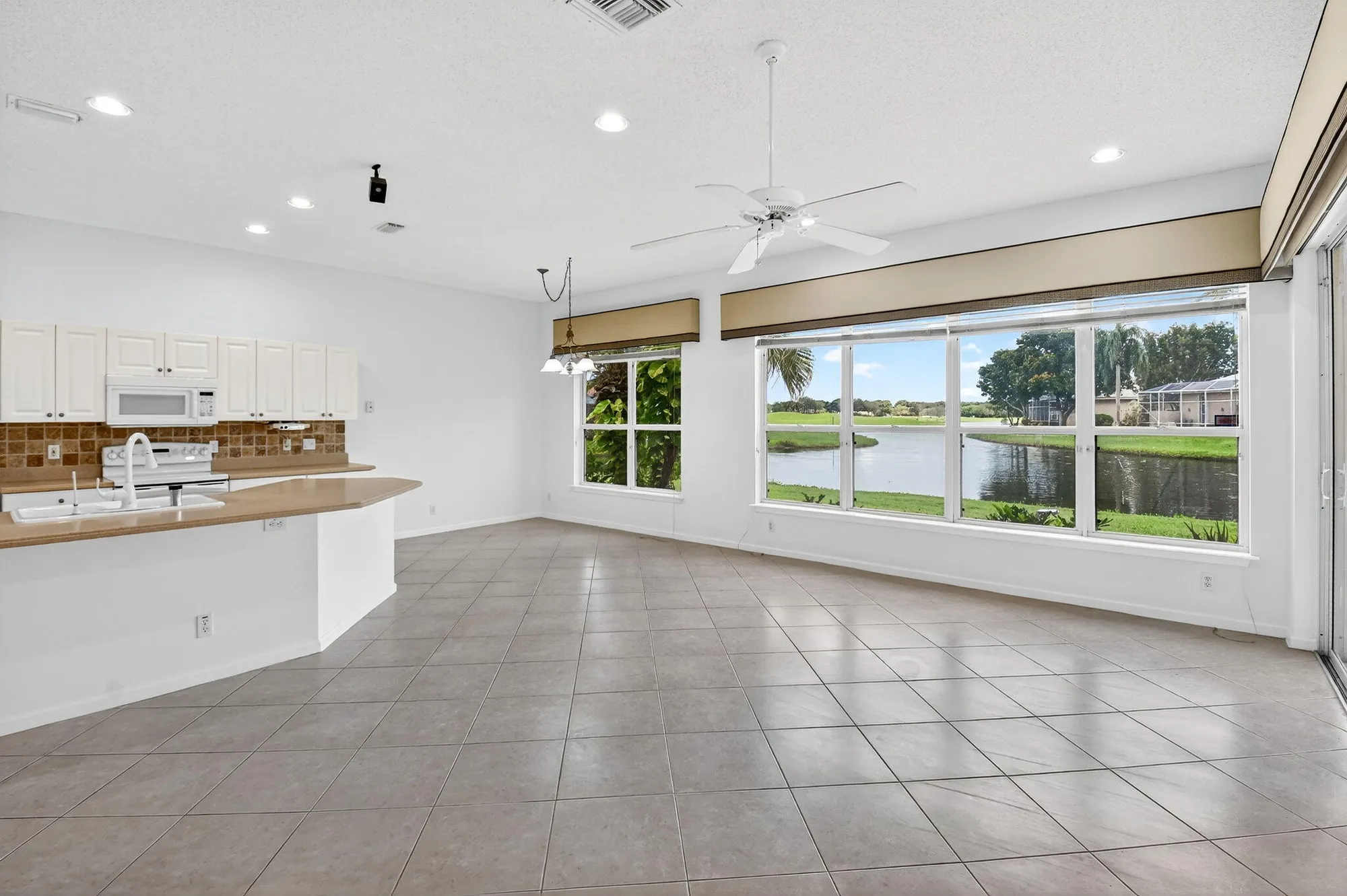 Property Slideshow image 13 of 80 | 7975 rockford rd, Boynton Beach, FL, 33472