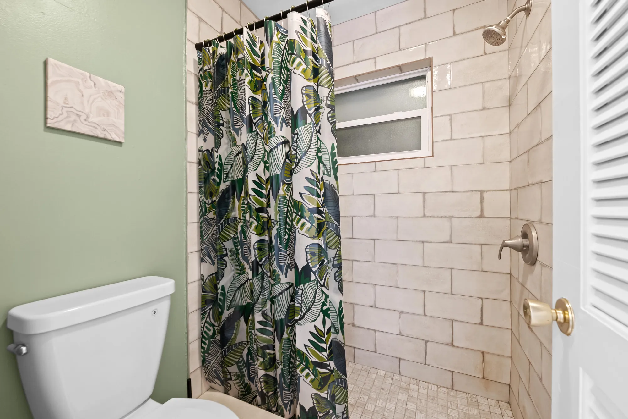 Property Slideshow image 13 of 24 | 1025 south dr b, Delray Beach, FL, 33445