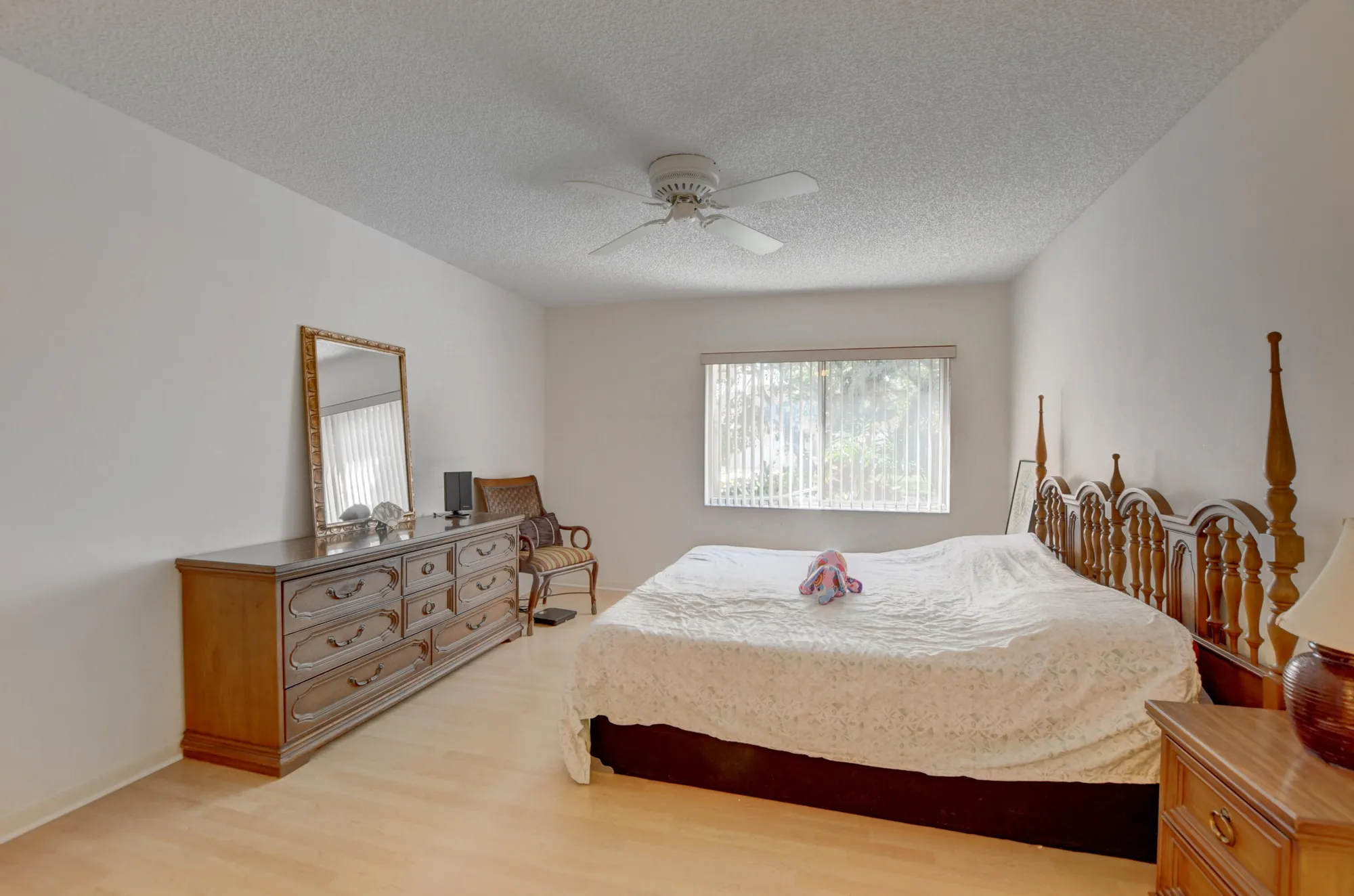 Property Slideshow image 17 of 40 | 8089 springtree rd, Boca Raton, FL, 33496