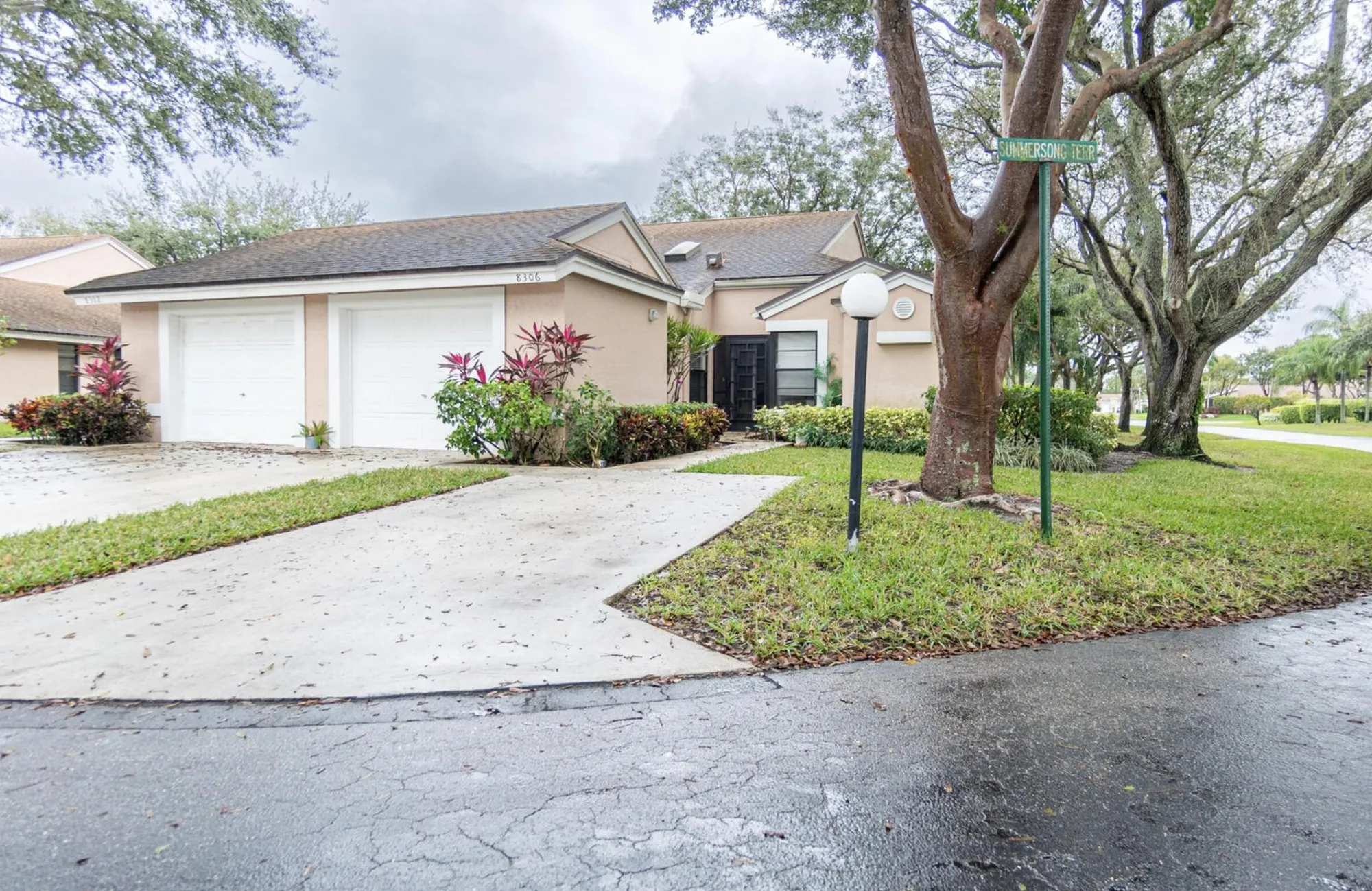 Property Slideshow image 2 of 25 | 8306 summersong ter b, Boca Raton, FL, 33496