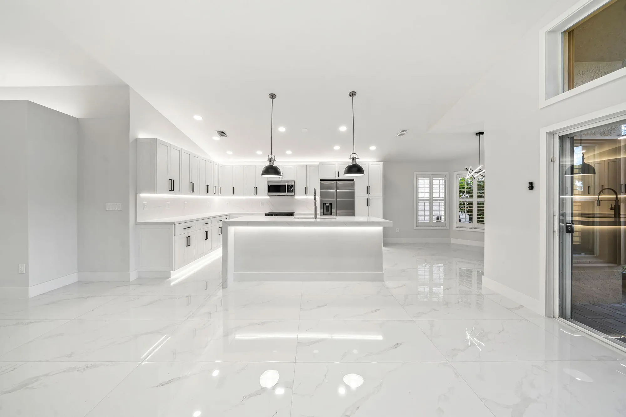 Property Slideshow image 12 of 35 | 7273 kea lani dr, Boynton Beach, FL, 33437