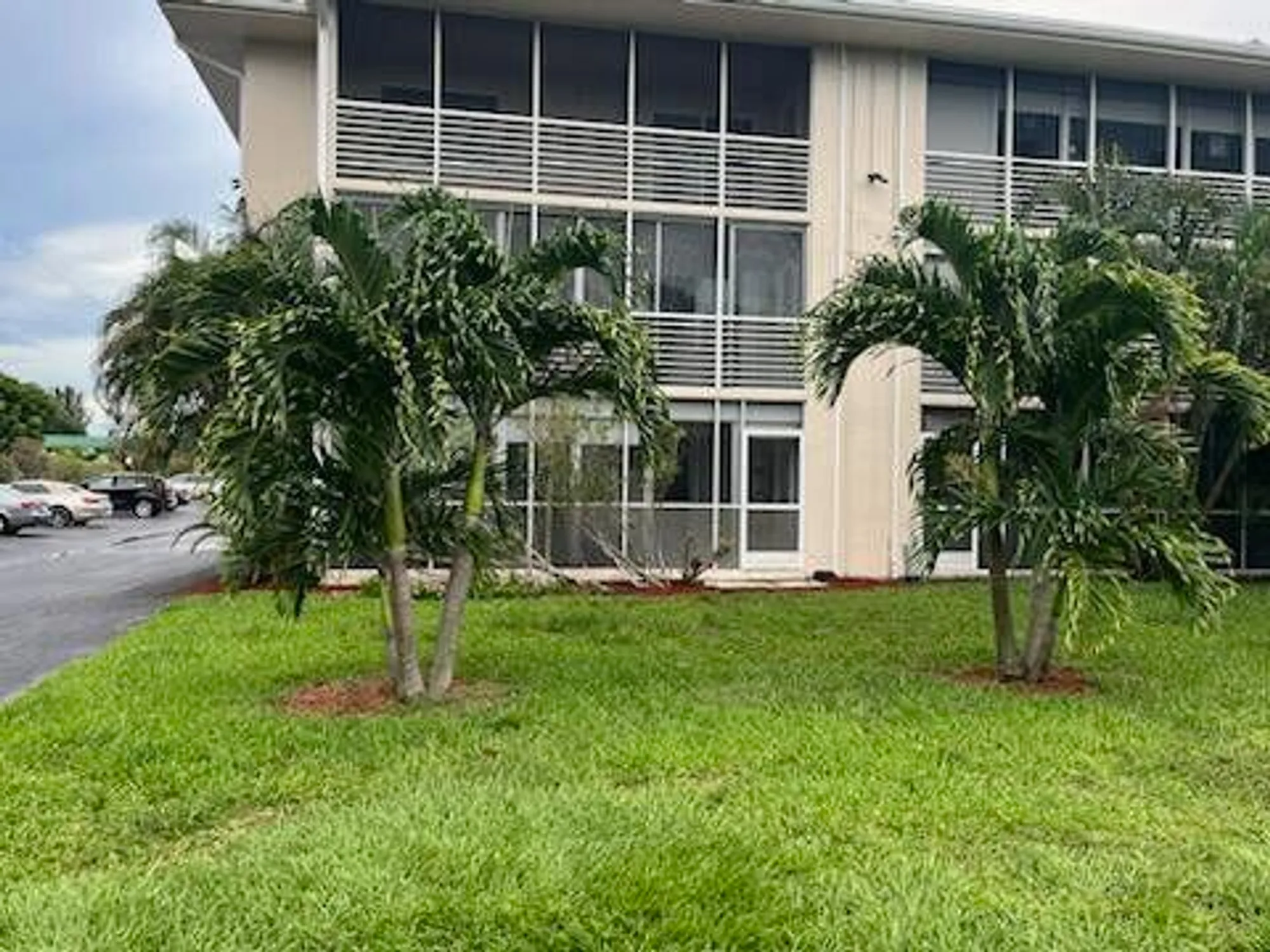 Property Slideshow image 34 of 38 | 2856 garden dr 112, Lake Worth, FL, 33461