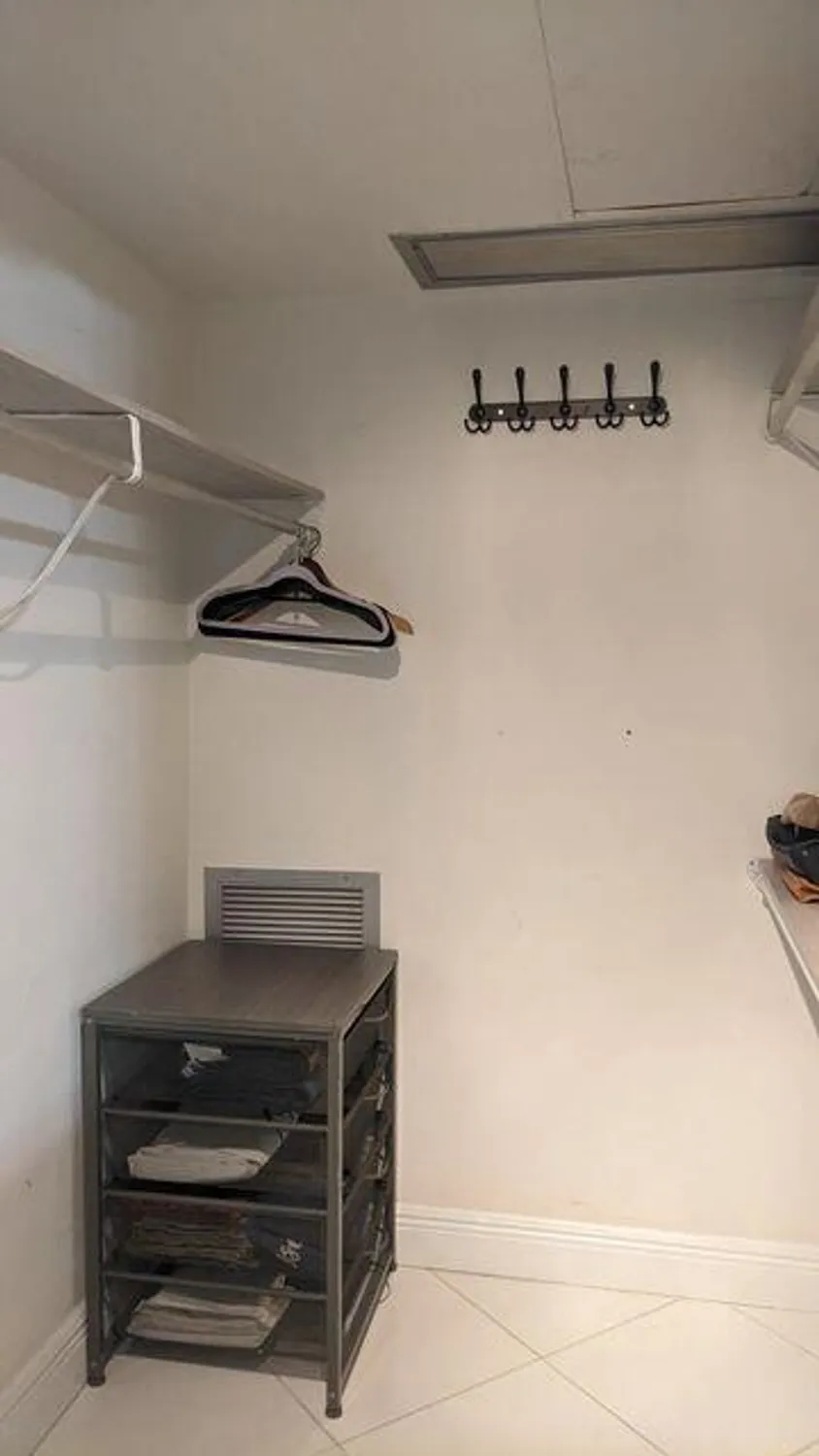 Property Slideshow image 23 of 38 | 2856 garden dr 112, Lake Worth, FL, 33461