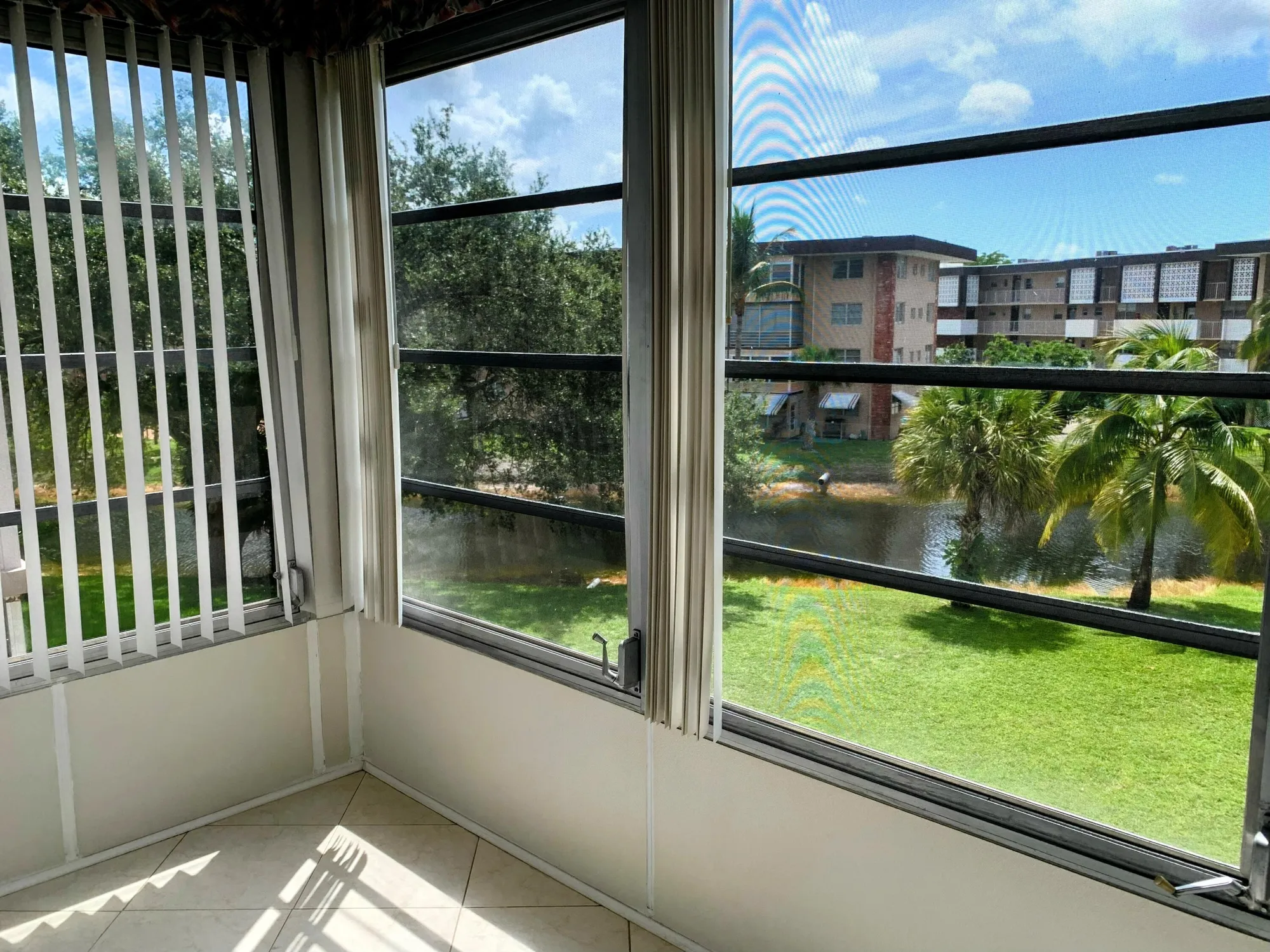Property Slideshow image 14 of 27 | 2800 nw 47th ter 304b, Lauderdale Lakes, FL, 33313