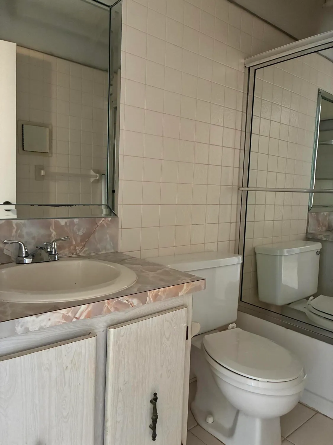 Property Slideshow image 18 of 55 | 574 burgundy l # 574, Delray Beach, FL, 33484