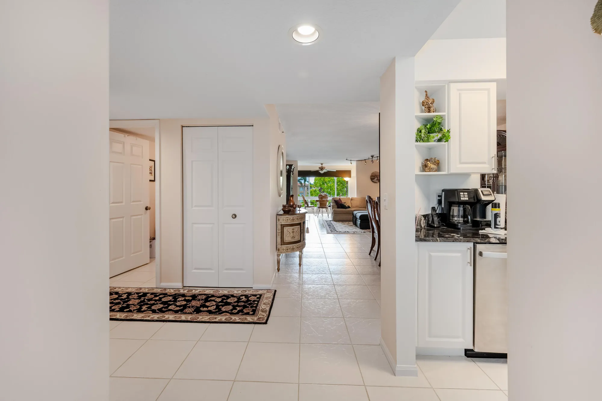 Property Slideshow image 6 of 43 | 5749 gemstone ct apt 406, Boynton Beach, FL, 33437