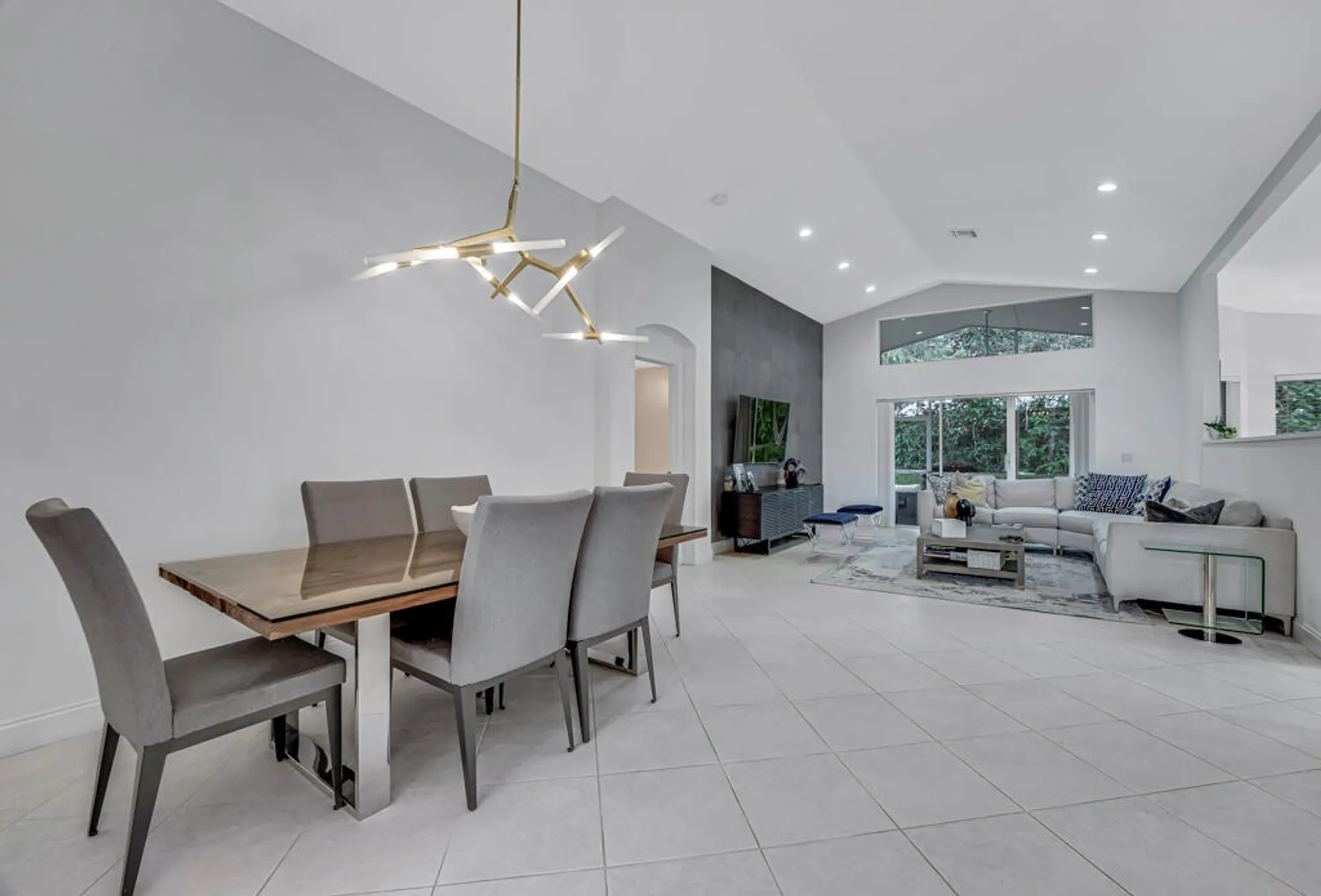 Property Slideshow image 16 of 50 | 6370 via primo st, Lake Worth, FL, 33467