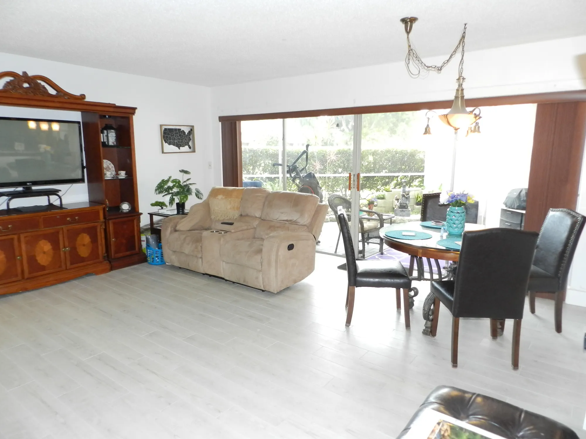 Property Slideshow image 7 of 29 | 7 greenway vlg 103, Royal Palm Beach, FL, 33411