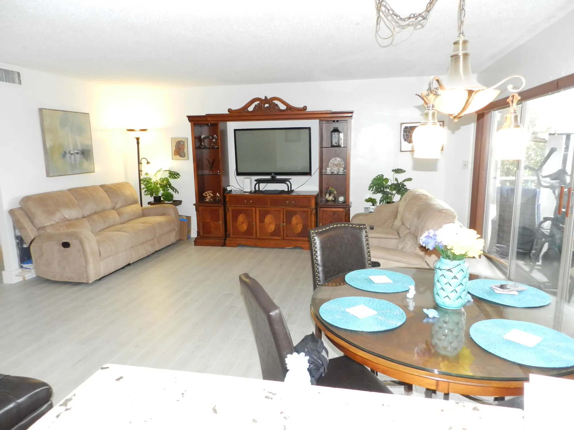 Property Slideshow image 9 of 29 | 7 greenway vlg 103, Royal Palm Beach, FL, 33411