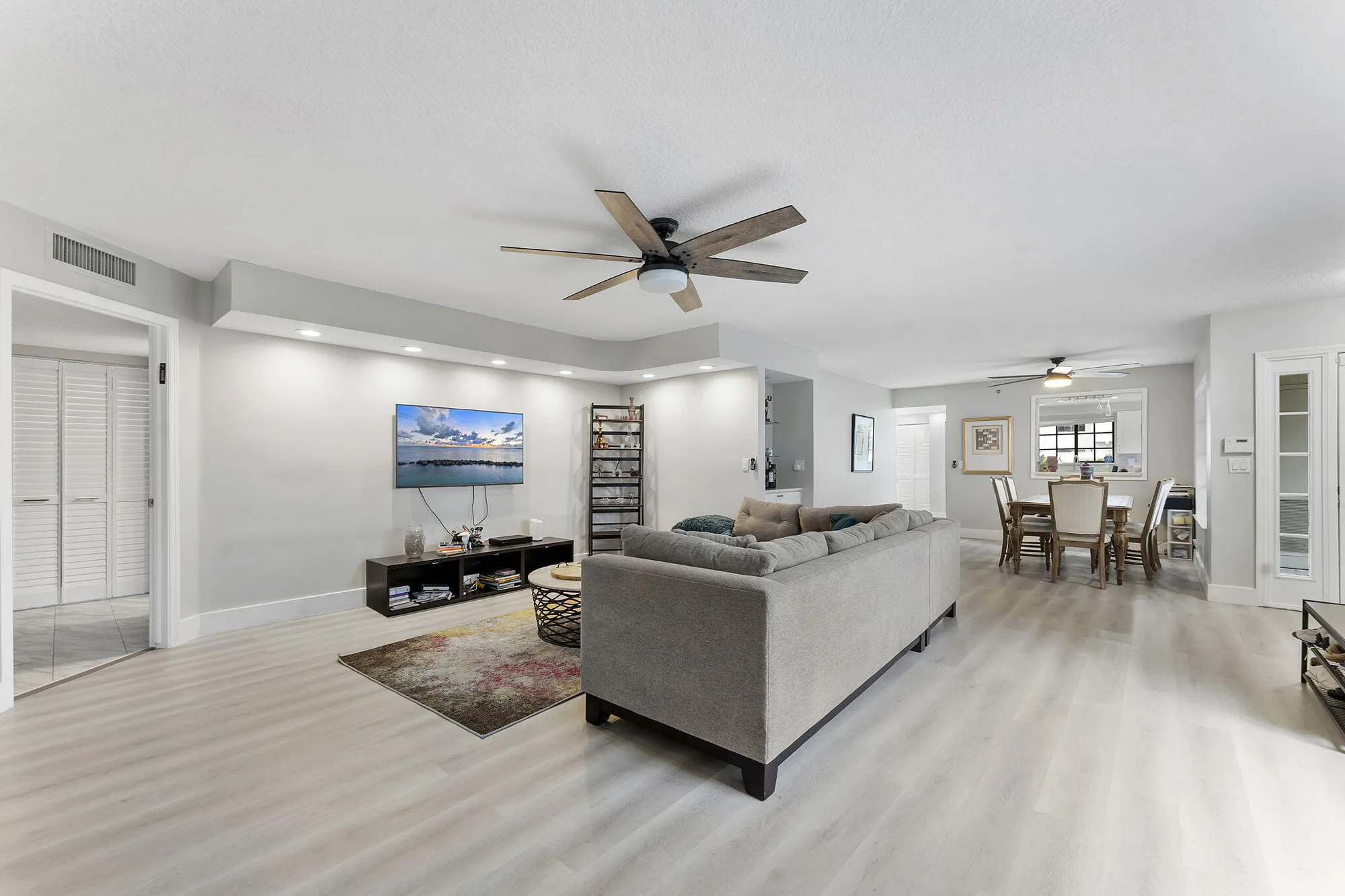 Property Slideshow image 6 of 31 | 15782 loch maree ln apt 3701, Delray Beach, FL, 33446