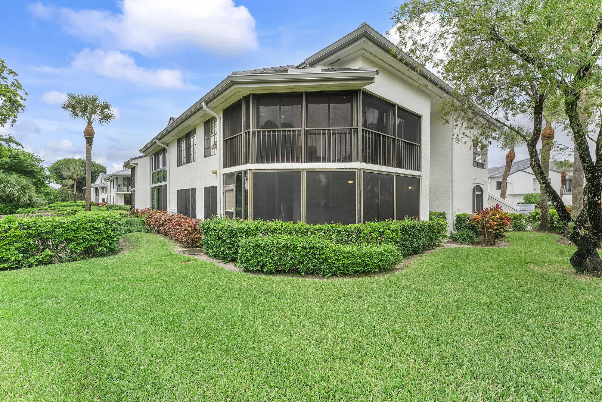 Property Slideshow image 3 of 31 | 15782 loch maree ln apt 3701, Delray Beach, FL, 33446