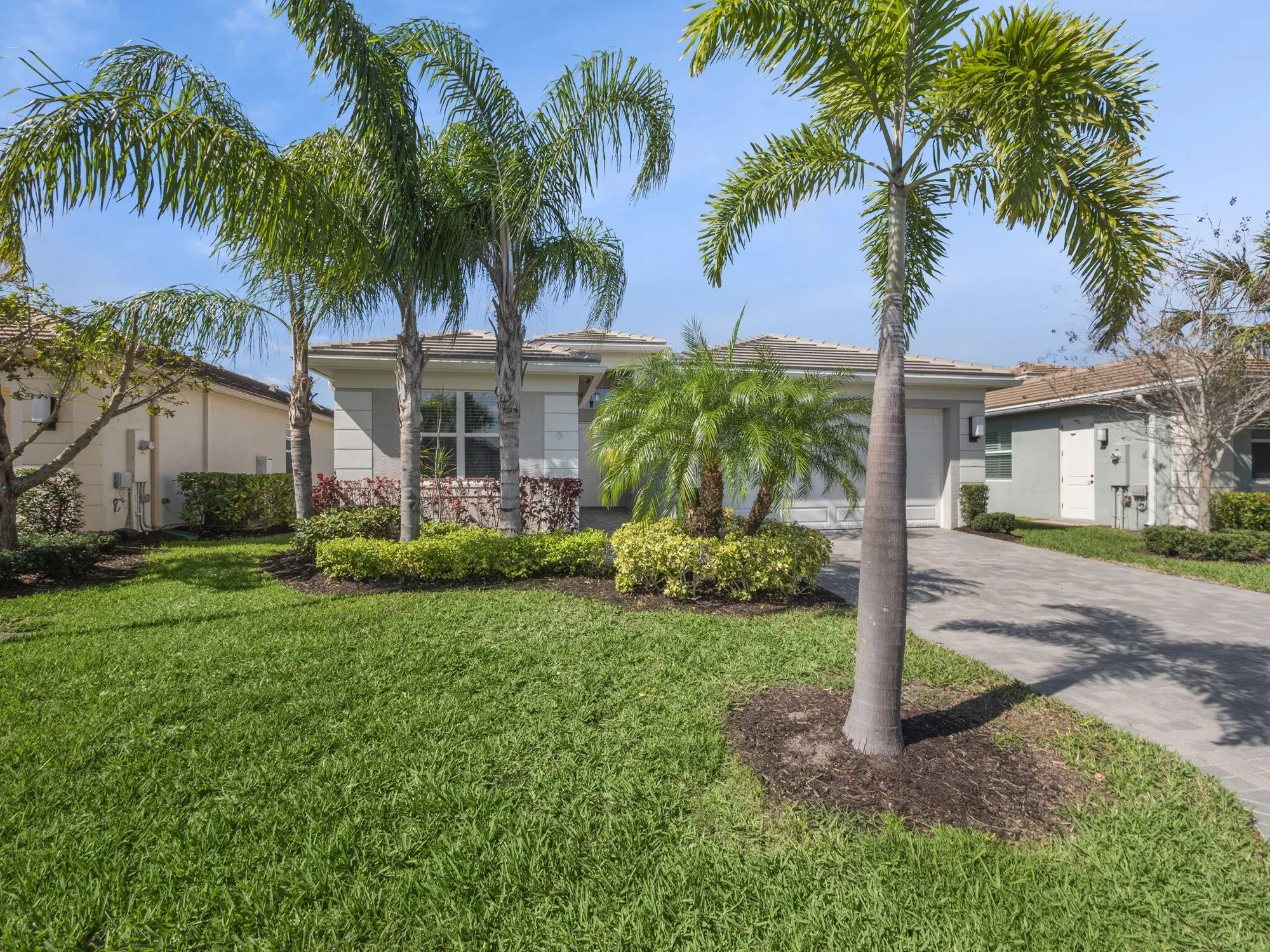 Property Slideshow image 4 of 128 | 10997 sw sunray st, Port Saint Lucie, FL, 34987