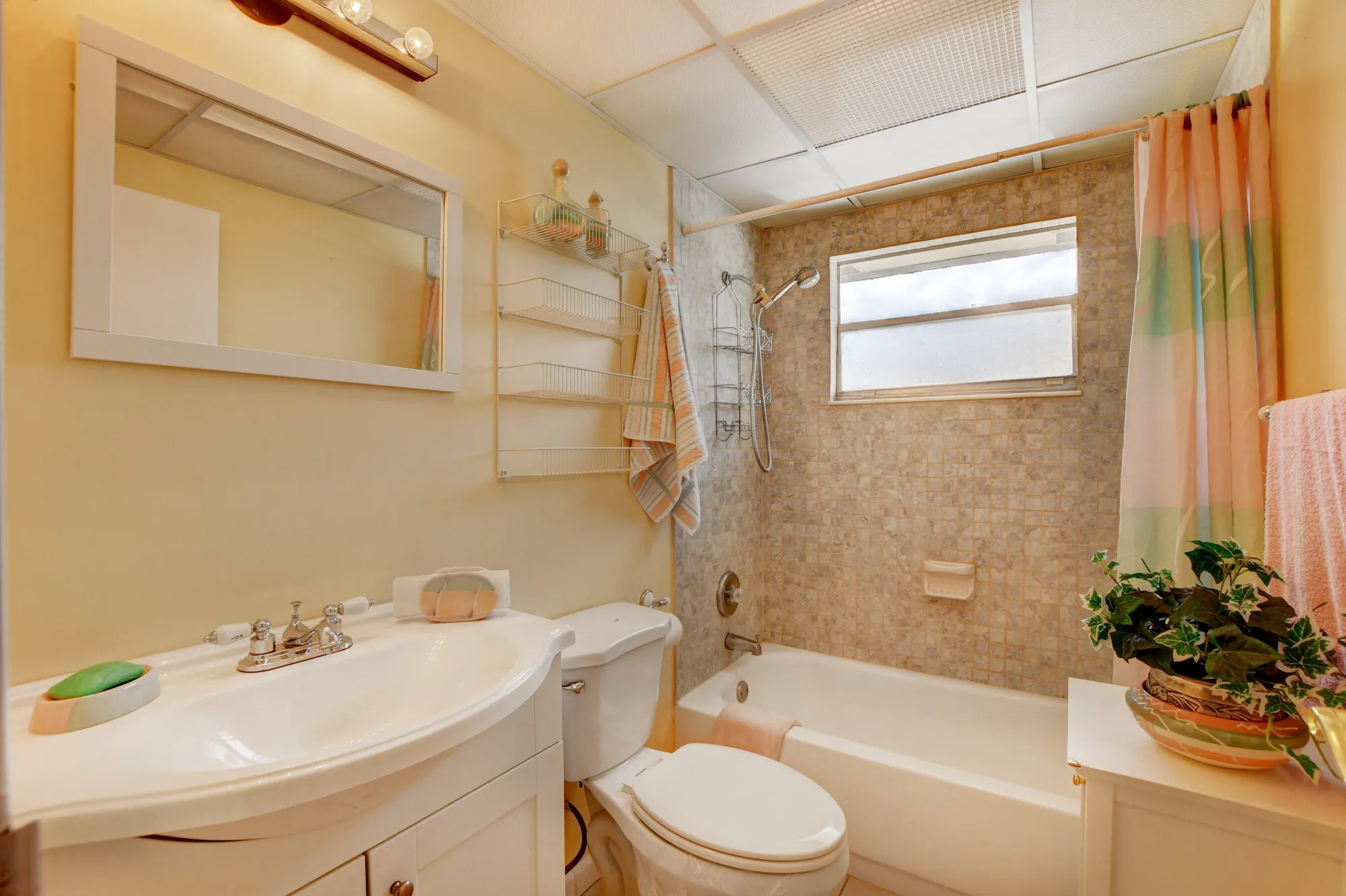 Property Slideshow image 16 of 49 | 144 brittany c, Delray Beach, FL, 33446
