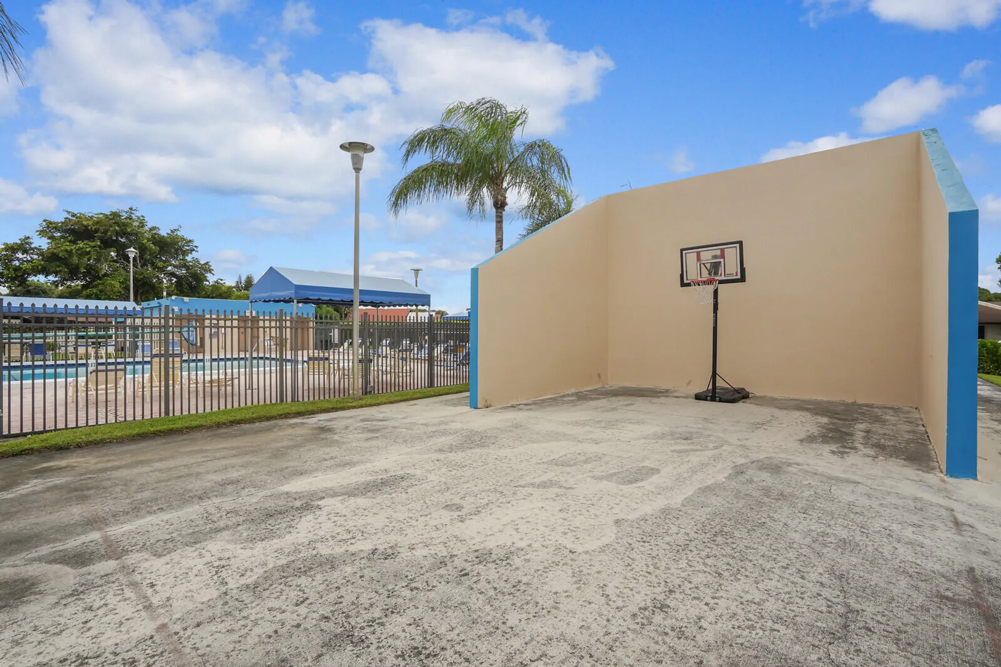 Property Slideshow image 30 of 40 | 5190 las verdes cir 214, Delray Beach, FL, 33484