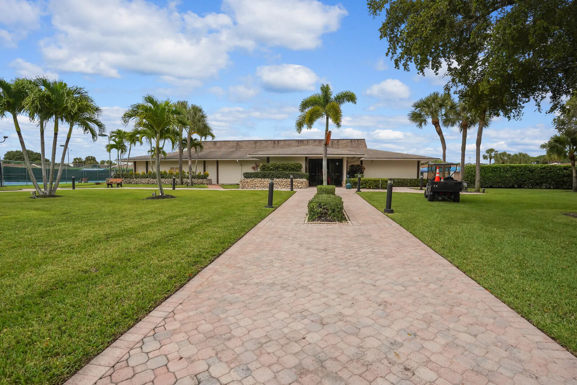 Property Slideshow image 37 of 40 | 5190 las verdes cir 214, Delray Beach, FL, 33484