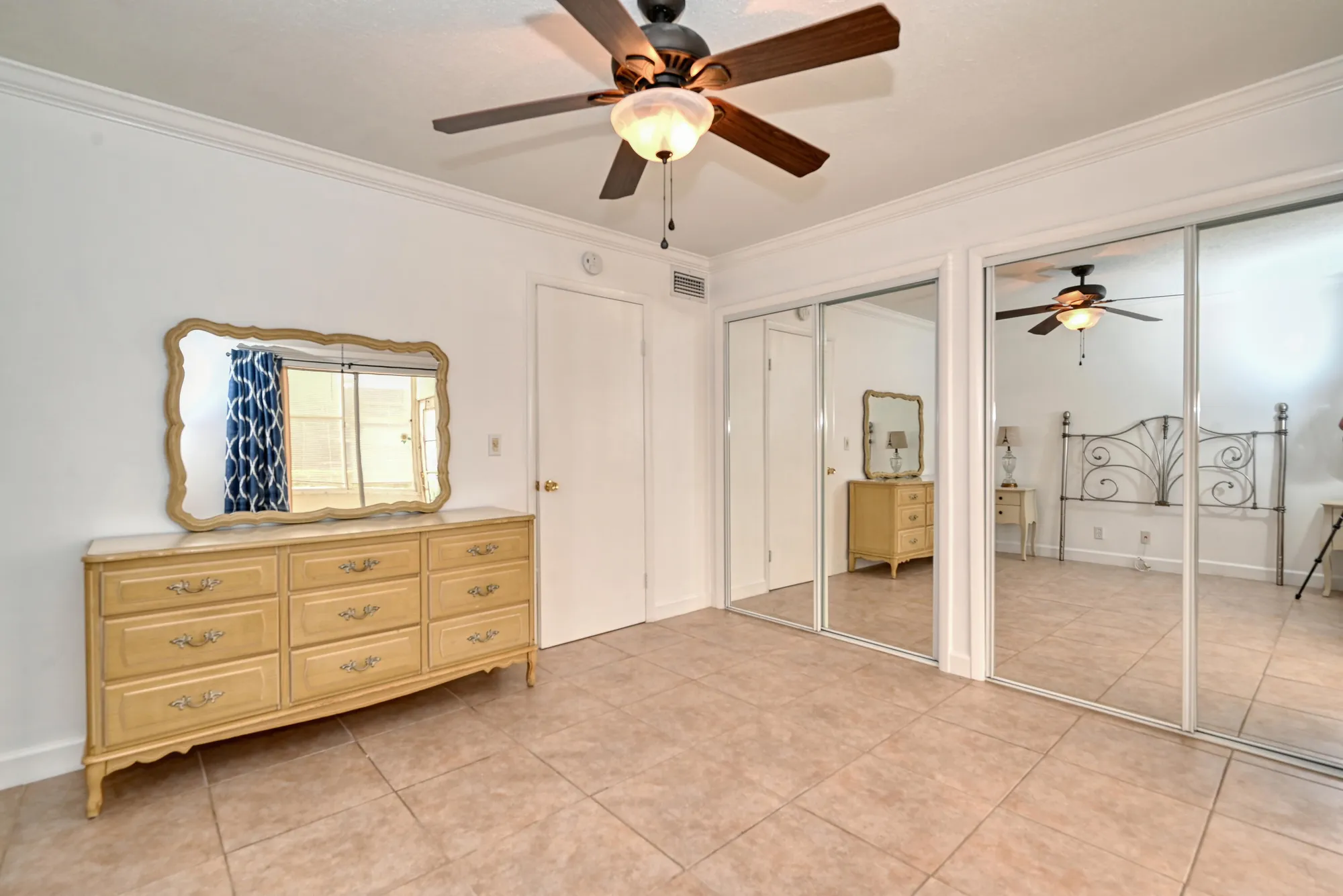 Property Slideshow image 10 of 19 | 102 coventry e unit e, West Palm Beach, FL, 33417