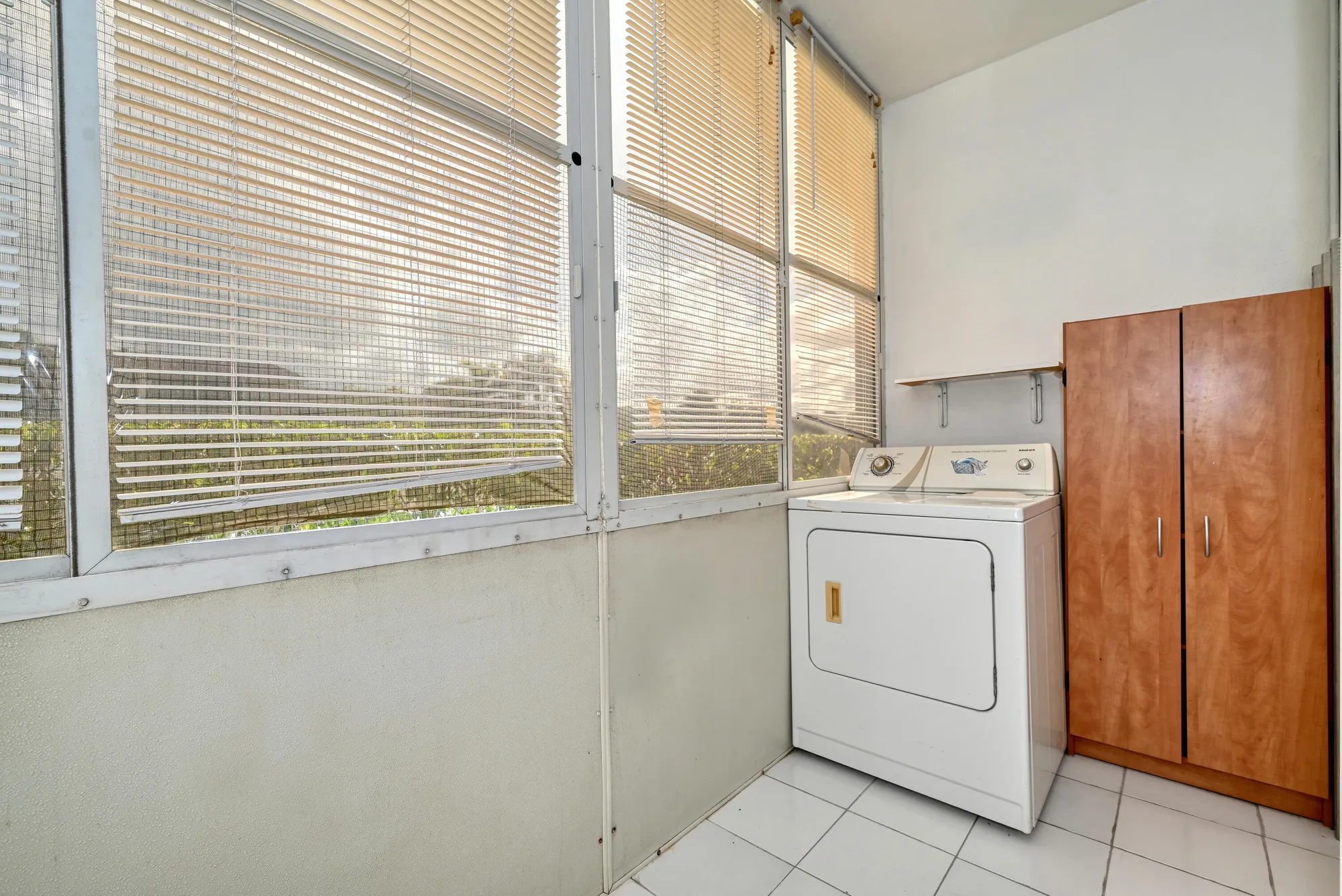 Property Slideshow image 13 of 19 | 102 coventry e unit e, West Palm Beach, FL, 33417
