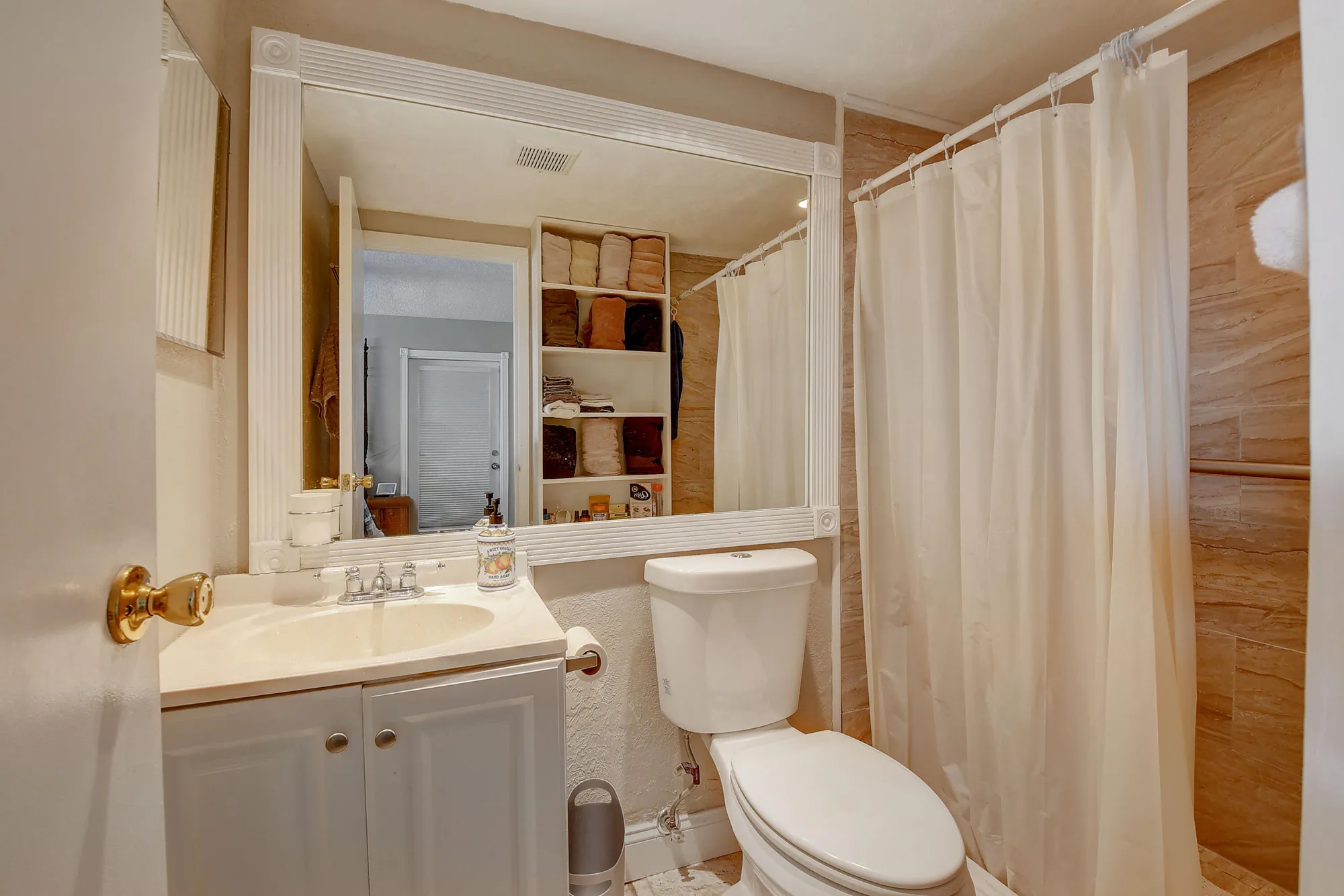 Property Slideshow image 17 of 43 | 151 saxony d # 151, Delray Beach, FL, 33446