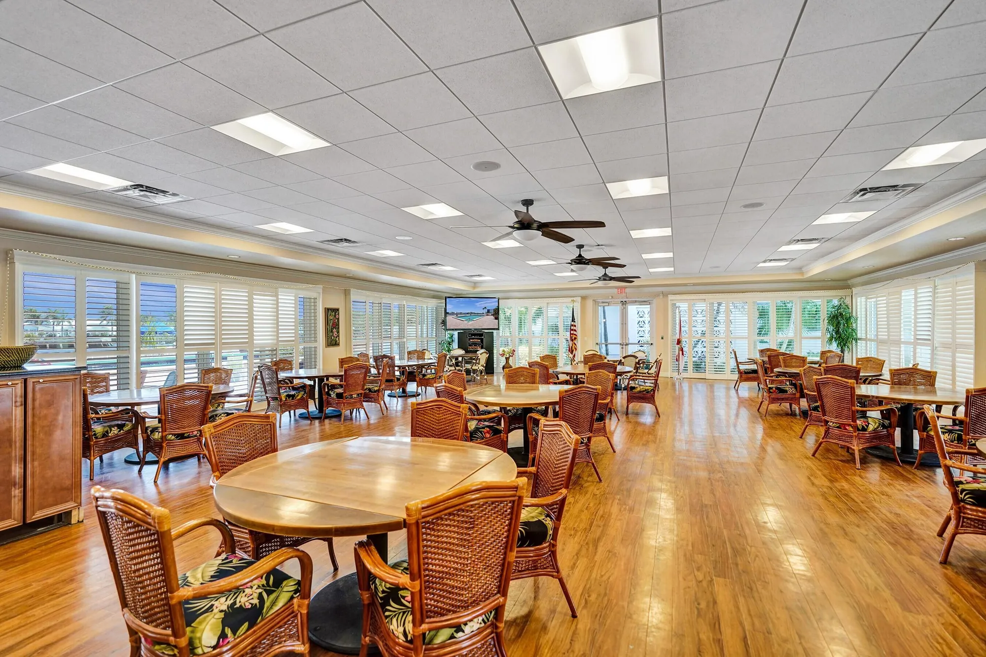 Property Slideshow image 15 of 21 | 2000 s federal hwy apt 307, Boynton Beach, FL, 33435