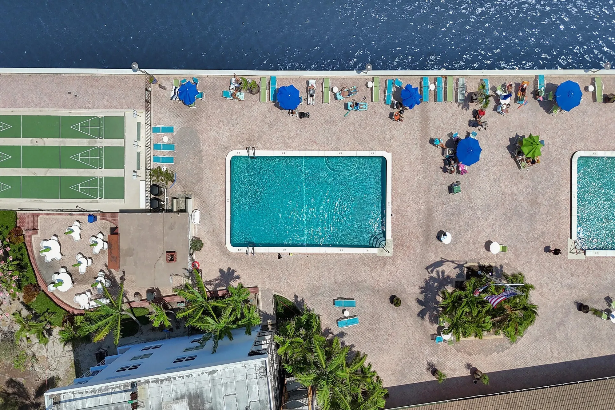 Property Slideshow image 3 of 21 | 2000 s federal hwy apt 307, Boynton Beach, FL, 33435