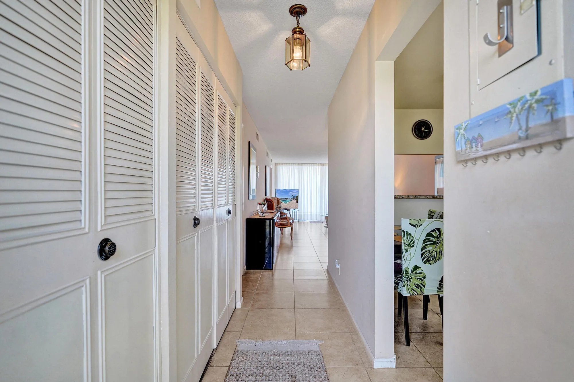 Property Slideshow image 7 of 21 | 2000 s federal hwy apt 307, Boynton Beach, FL, 33435