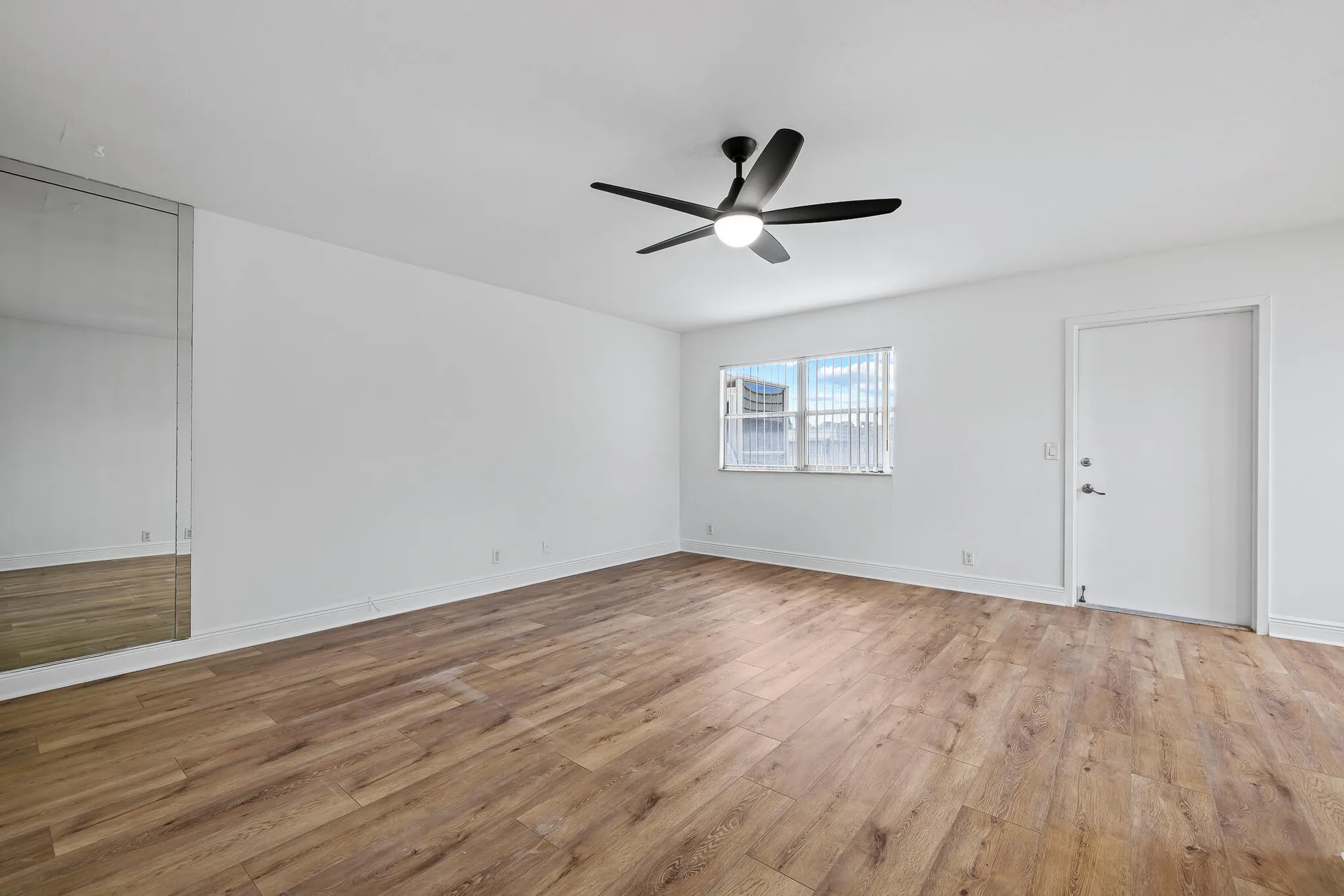 Property Slideshow image 9 of 20 | 613 monaco m, Delray Beach, FL, 33446