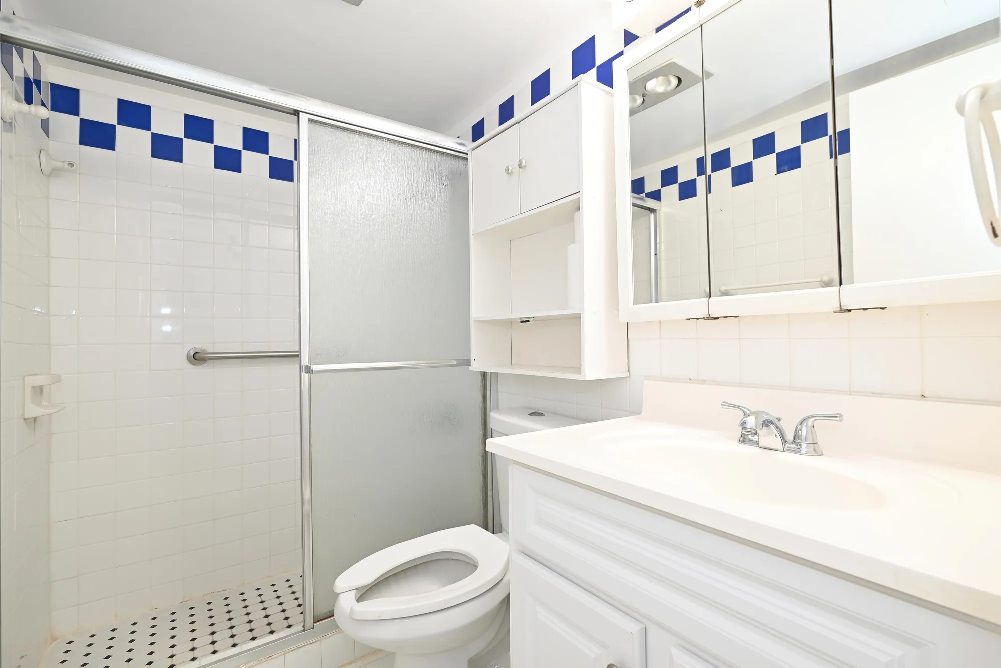 Property Slideshow image 9 of 19 | 102 coventry e unit e, West Palm Beach, FL, 33417