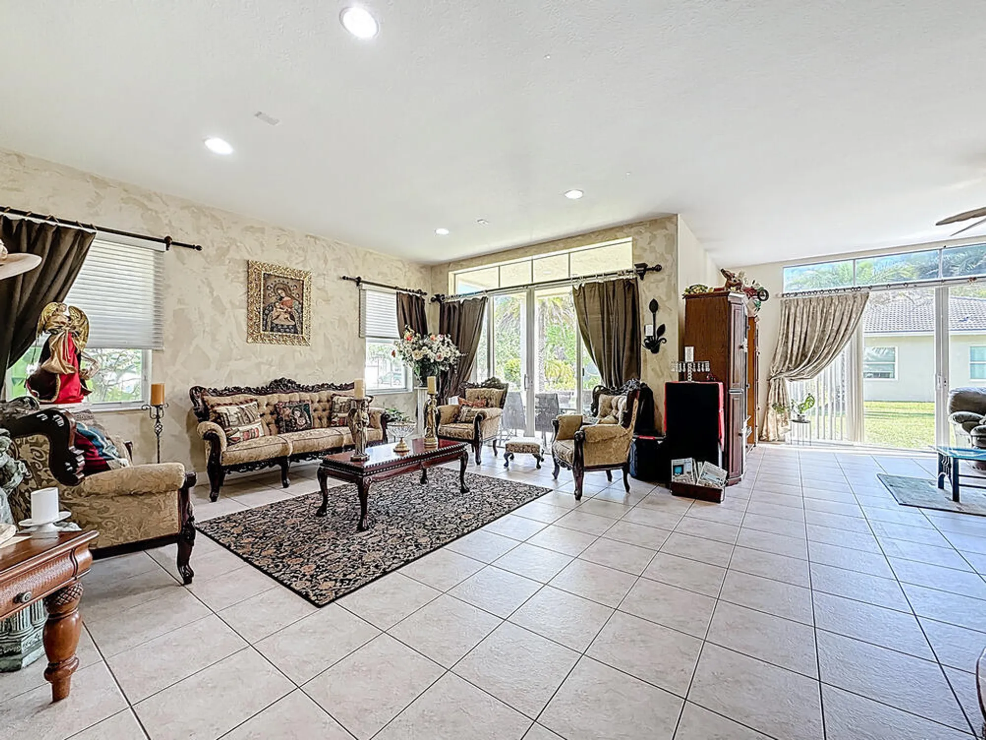 Property Slideshow image 15 of 86 | 11454 sw fieldstone way, Port Saint Lucie, FL, 34987