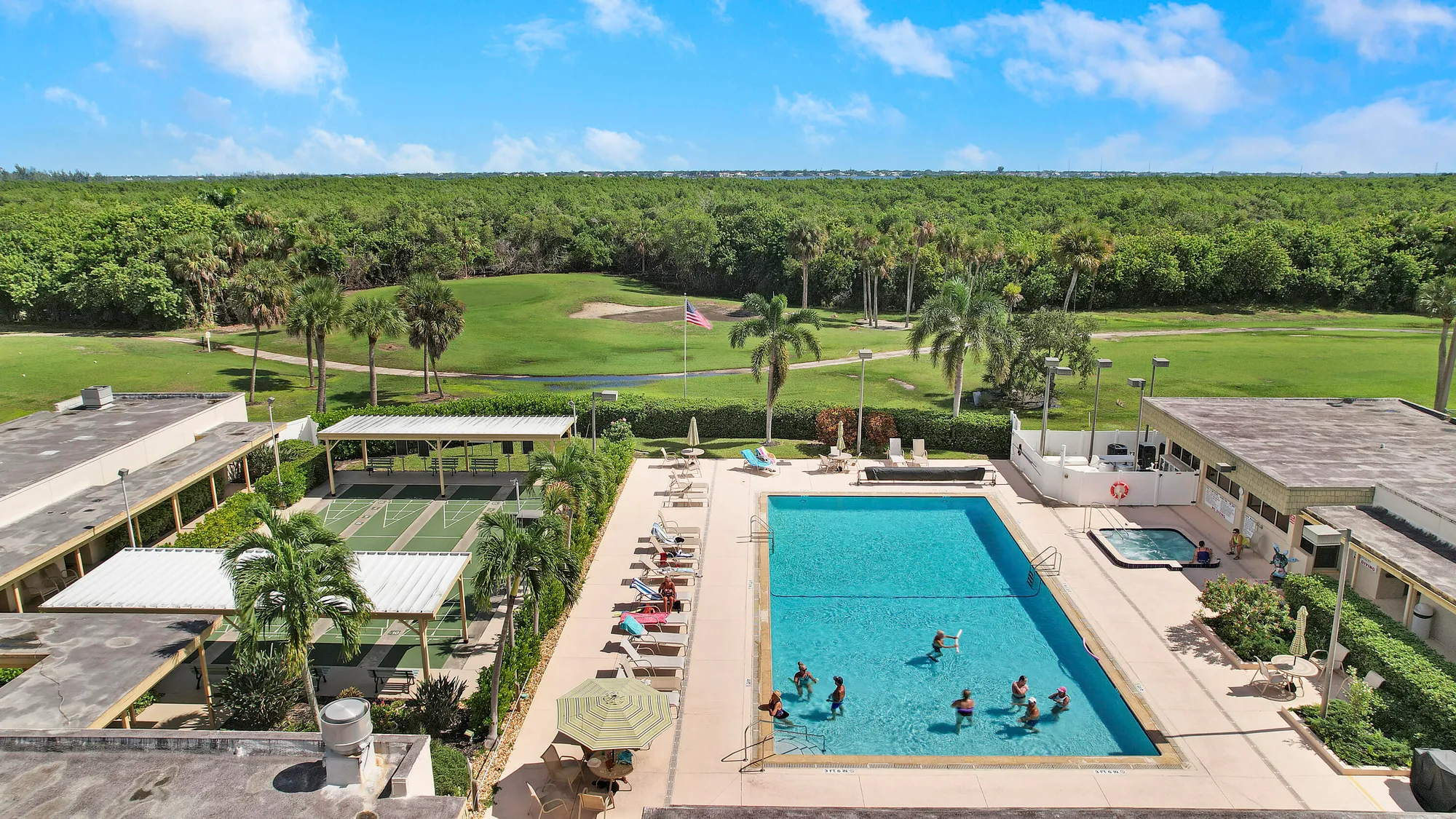 Property Slideshow image 21 of 28 | 16 vista gardens trl 106, Vero Beach, FL, 32962