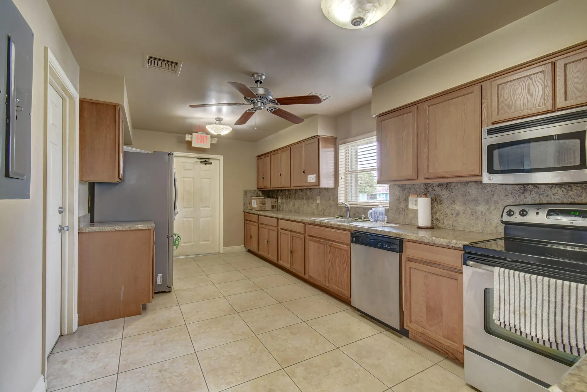 Property Slideshow image 32 of 37 | 9790 tabebuia tree dr a, Boynton Beach, FL, 33436
