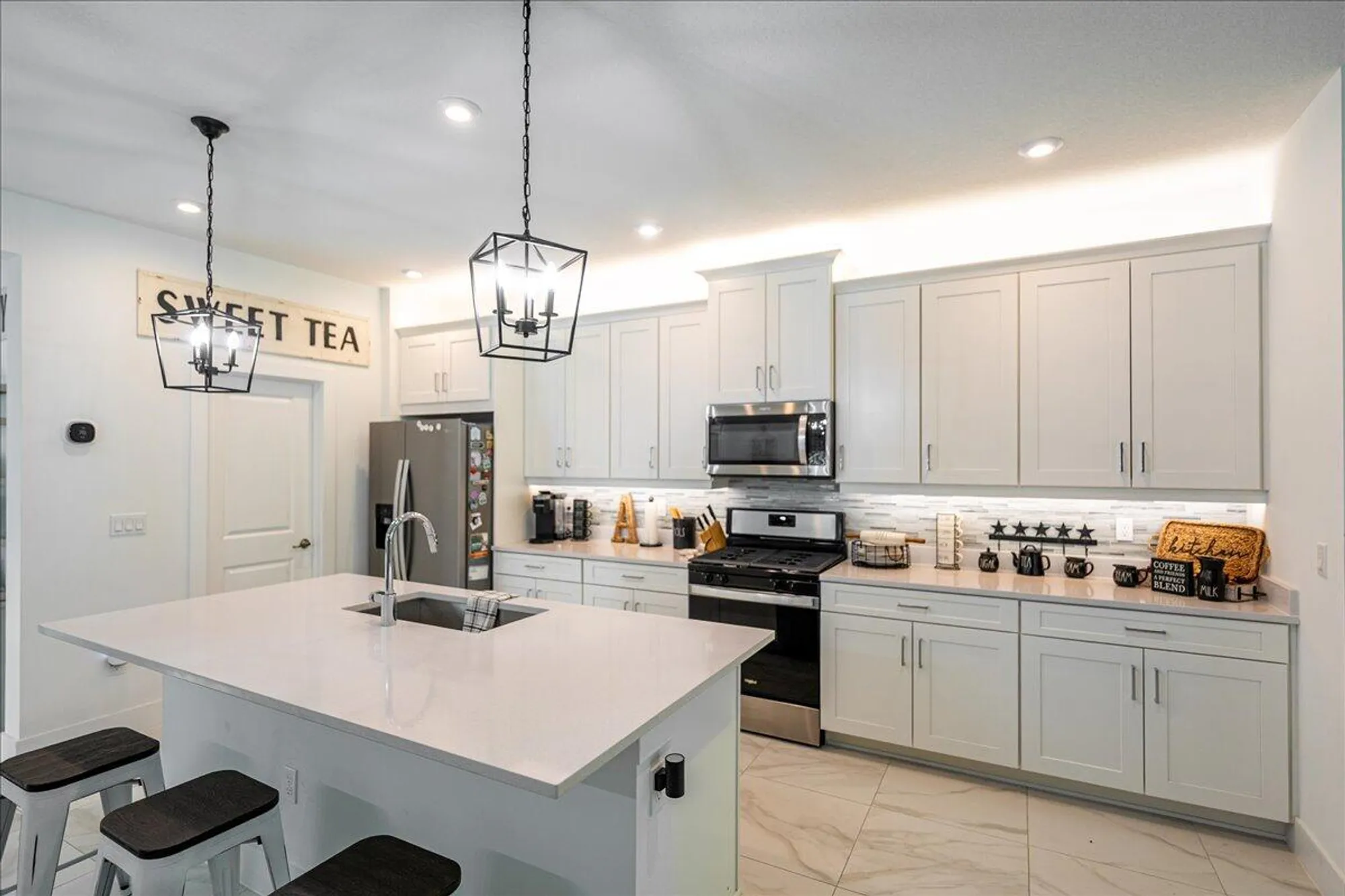 Property Slideshow image 8 of 53 | 11543 sw viridian blvd, Port Saint Lucie, FL, 34987