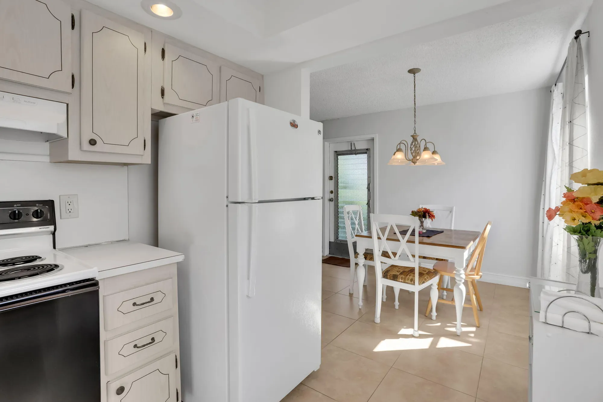 Property Slideshow image 11 of 40 | 152 tuscany c c, Delray Beach, FL, 33446