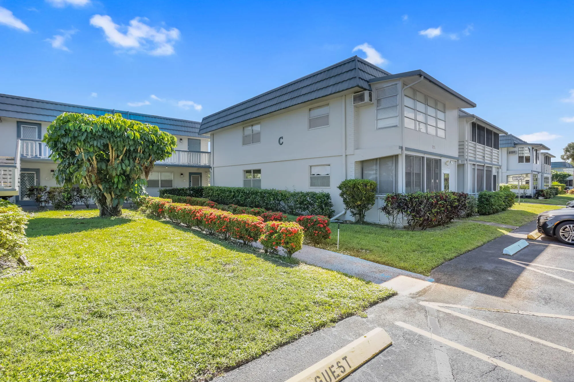 Property Slideshow image 1 of 40 | 152 tuscany c c, Delray Beach, FL, 33446