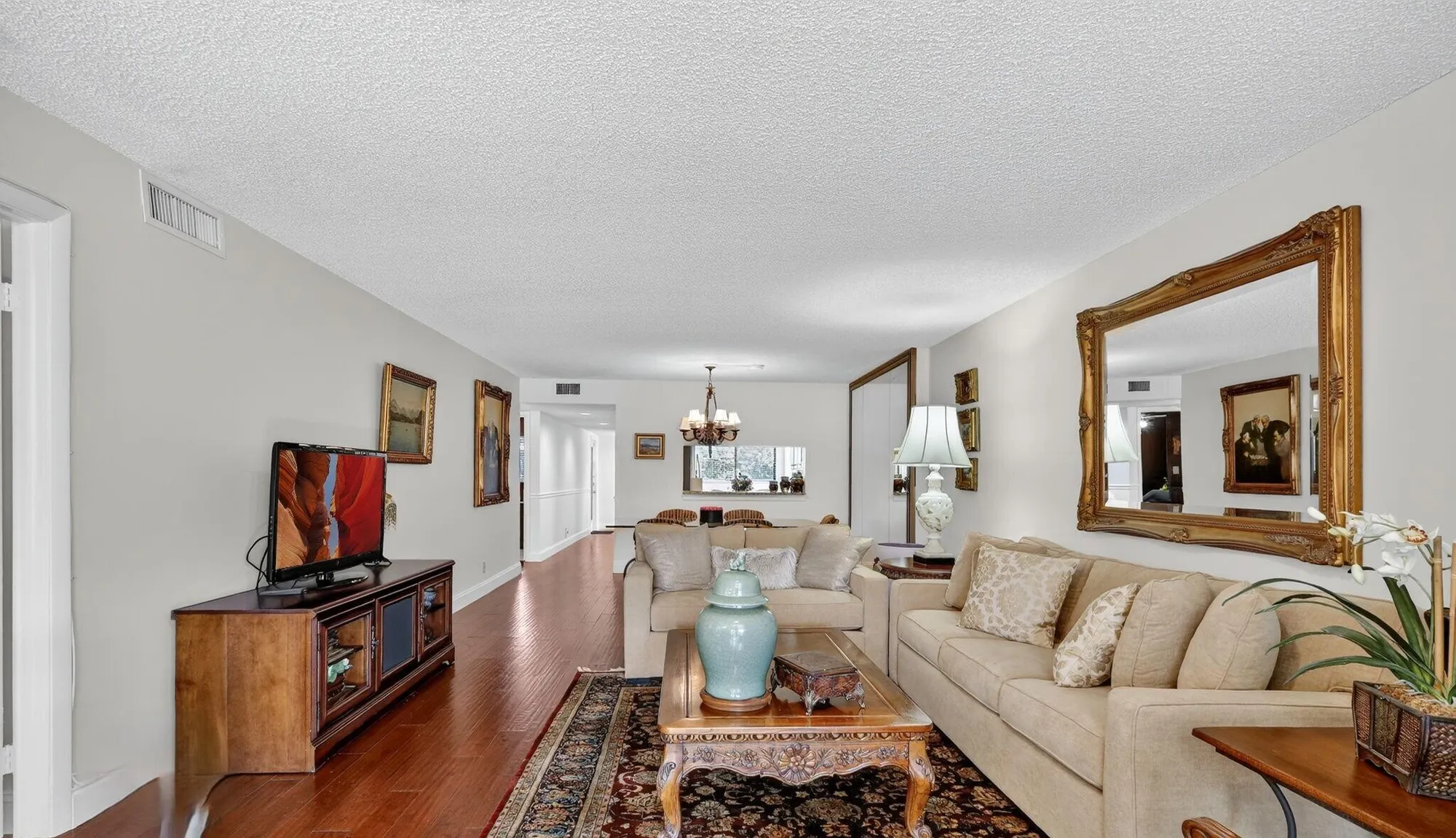 Property Slideshow image 11 of 32 | 5550 witney dr apt 101, Delray Beach, FL, 33484