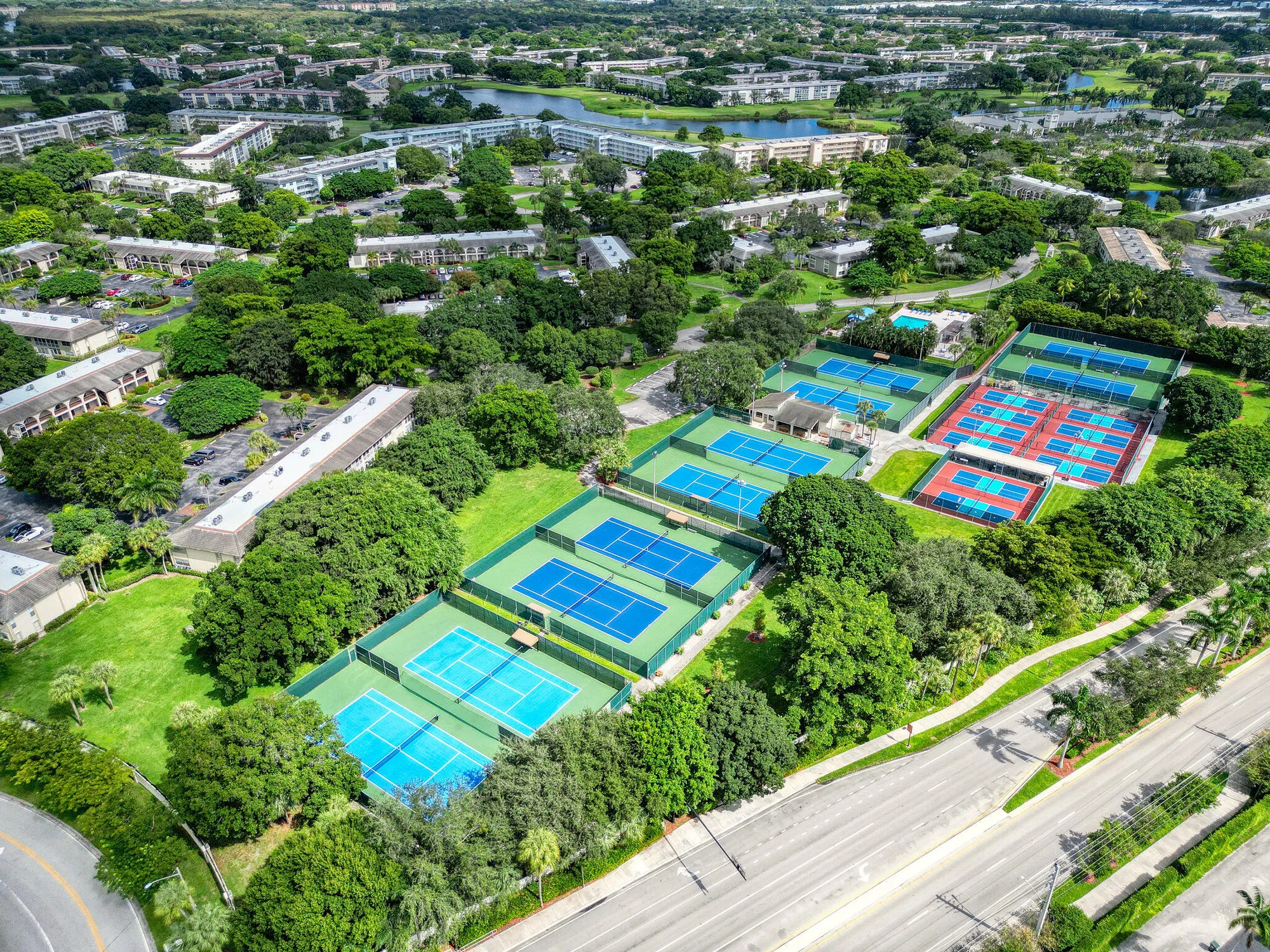 Property Slideshow image 27 of 35 | 2103 lucaya bnd f3, Coconut Creek, FL, 33066