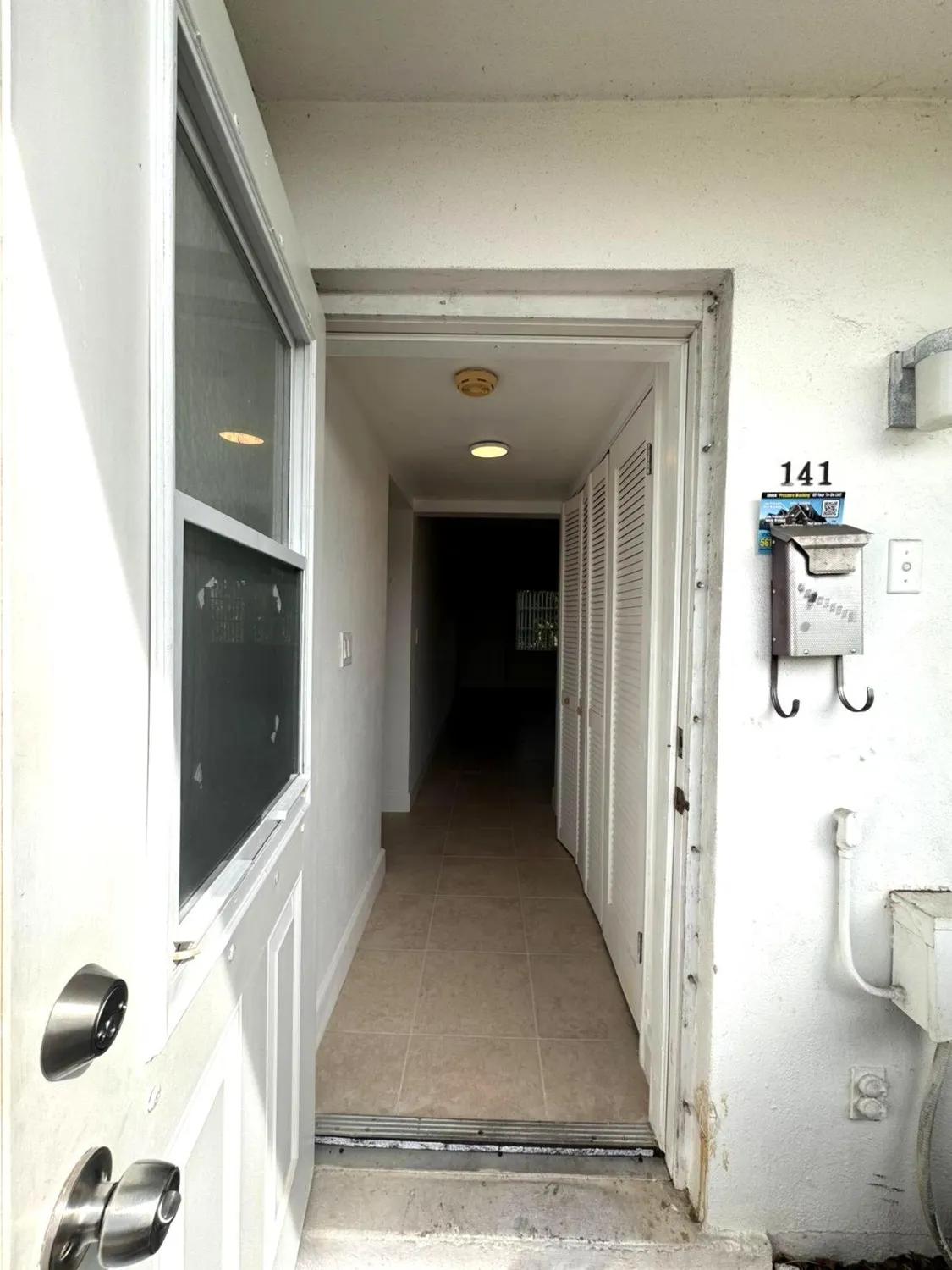 Property Slideshow image 5 of 45 | 141 west ct, Royal Palm Beach, FL, 33411