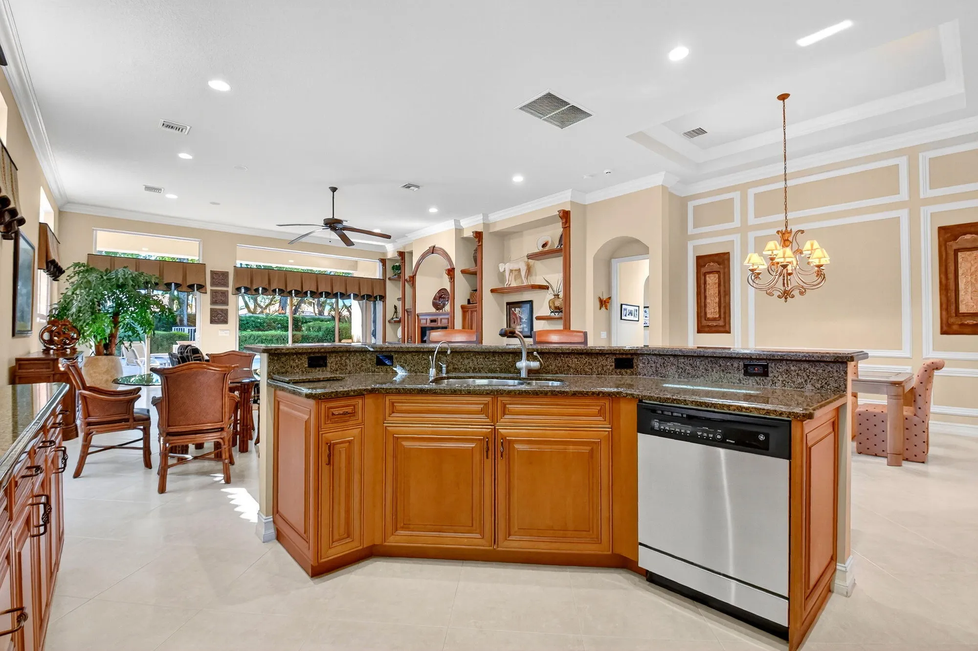 Property Slideshow image 18 of 89 | 7092 veneto dr, Boynton Beach, FL, 33437